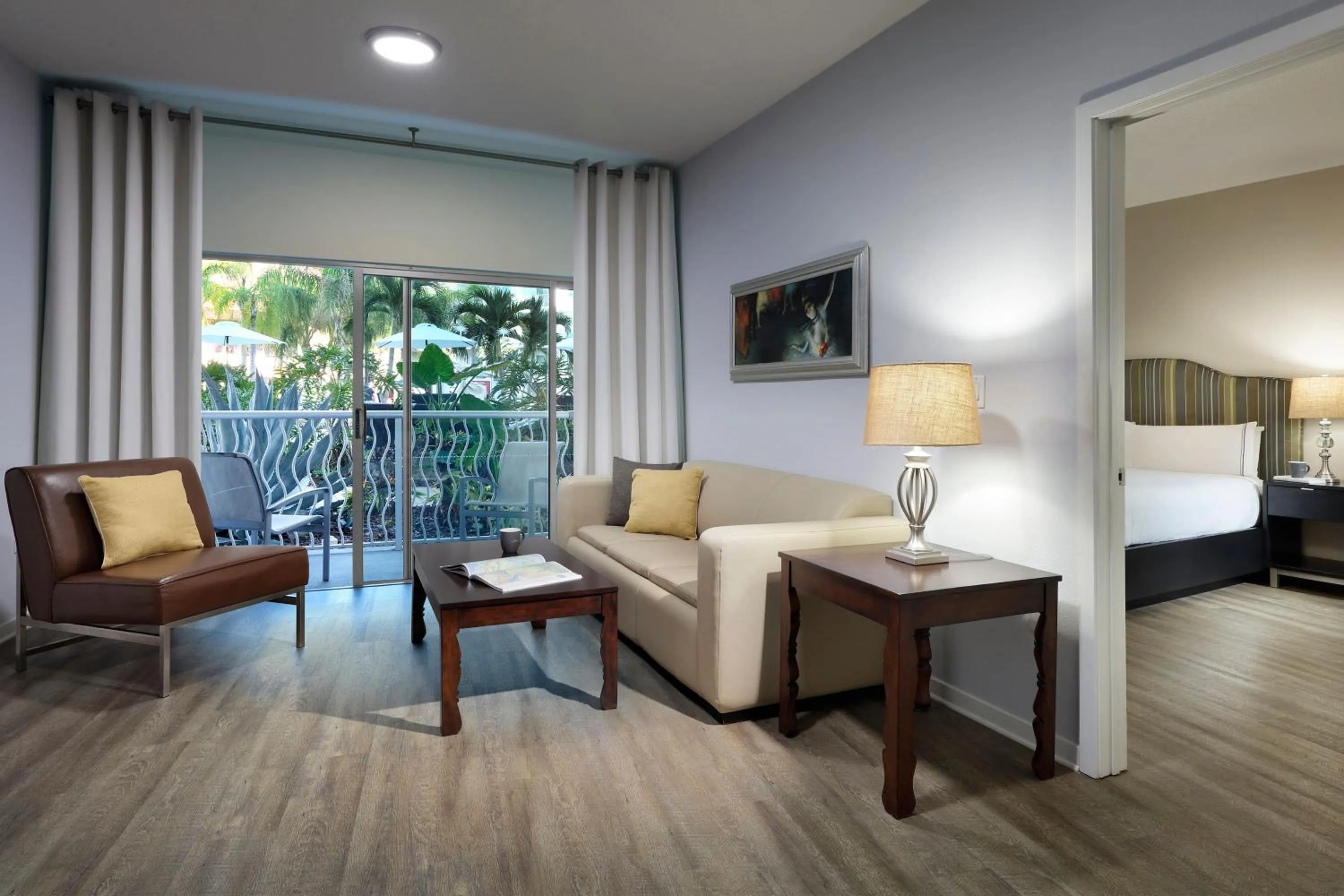 Property building, Bed in Meliá Orlando Celebration