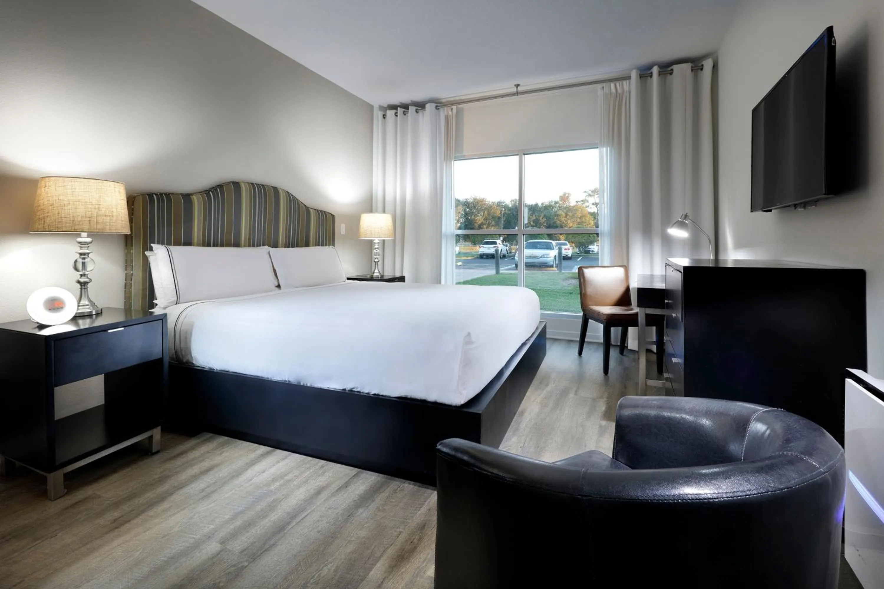 Property building, Bed in Meliá Orlando Celebration