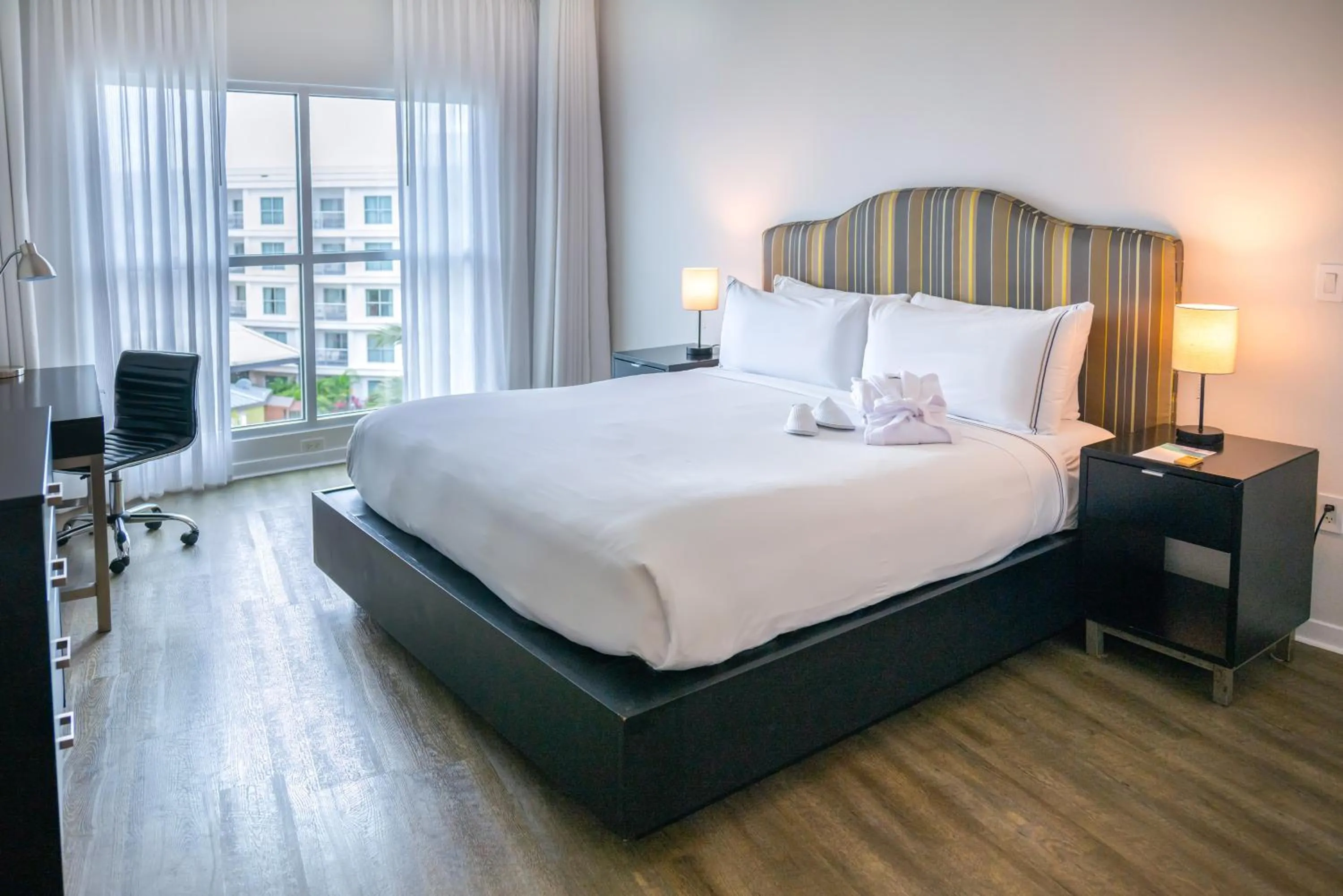 Bed in Meliá Orlando Celebration