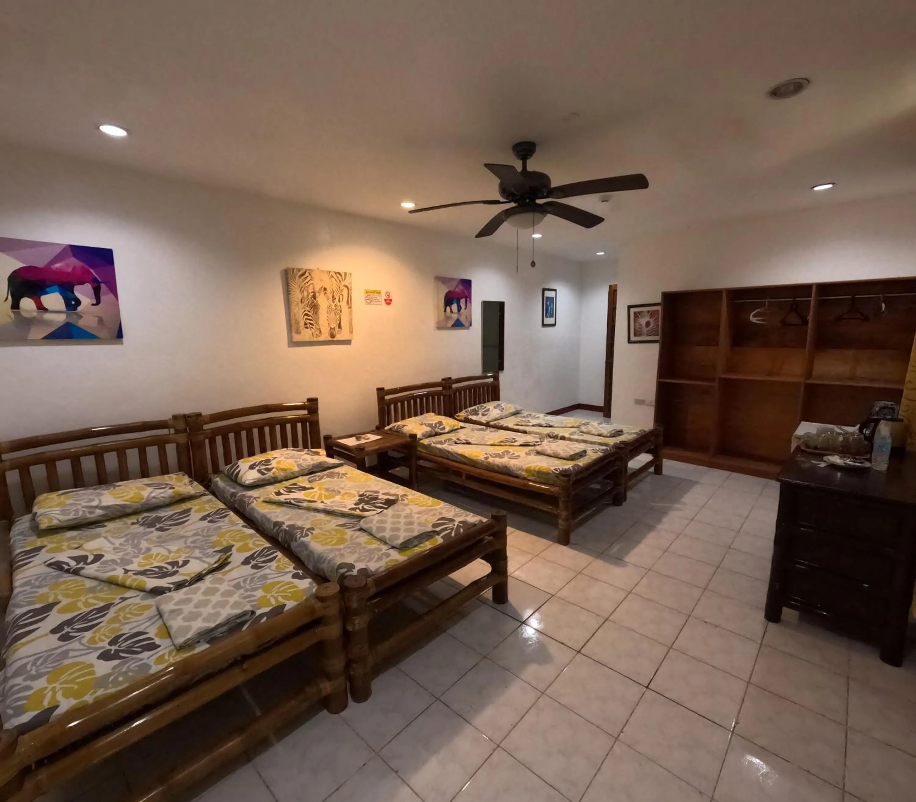 Bed in Marina Village