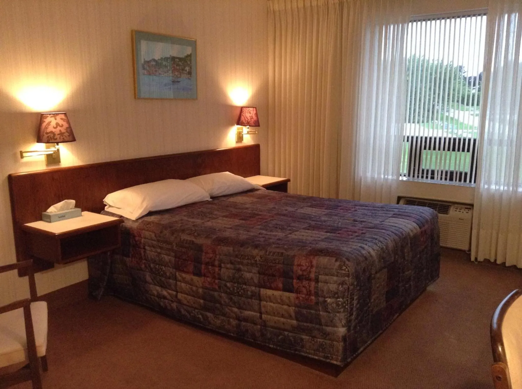 Bed in Shakespeare Inn