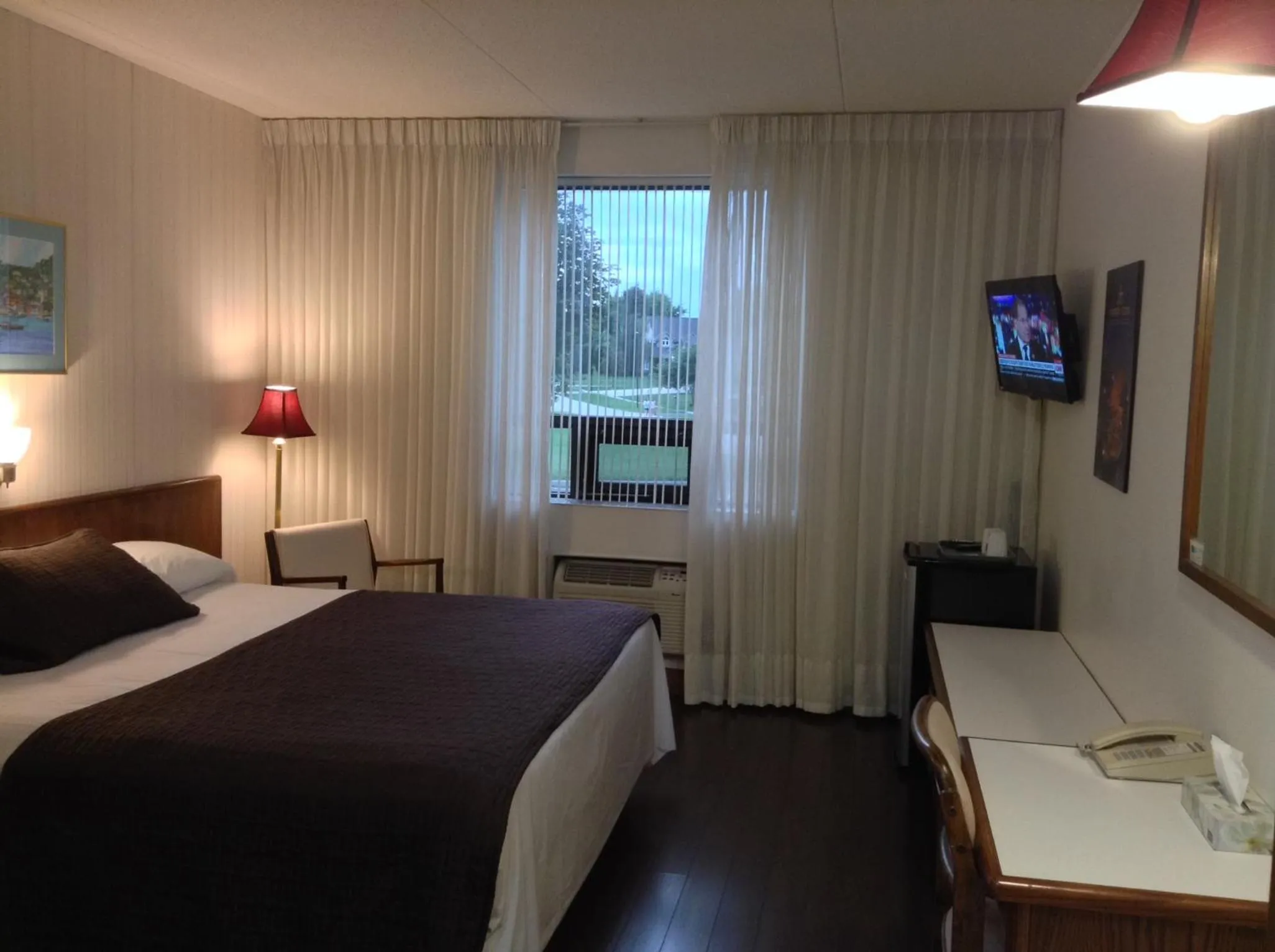 Bed in Shakespeare Inn