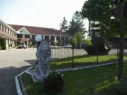 Facade/entrance in Shakespeare Inn