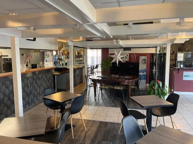 Brit Hotel Essentiel Pau Lescar