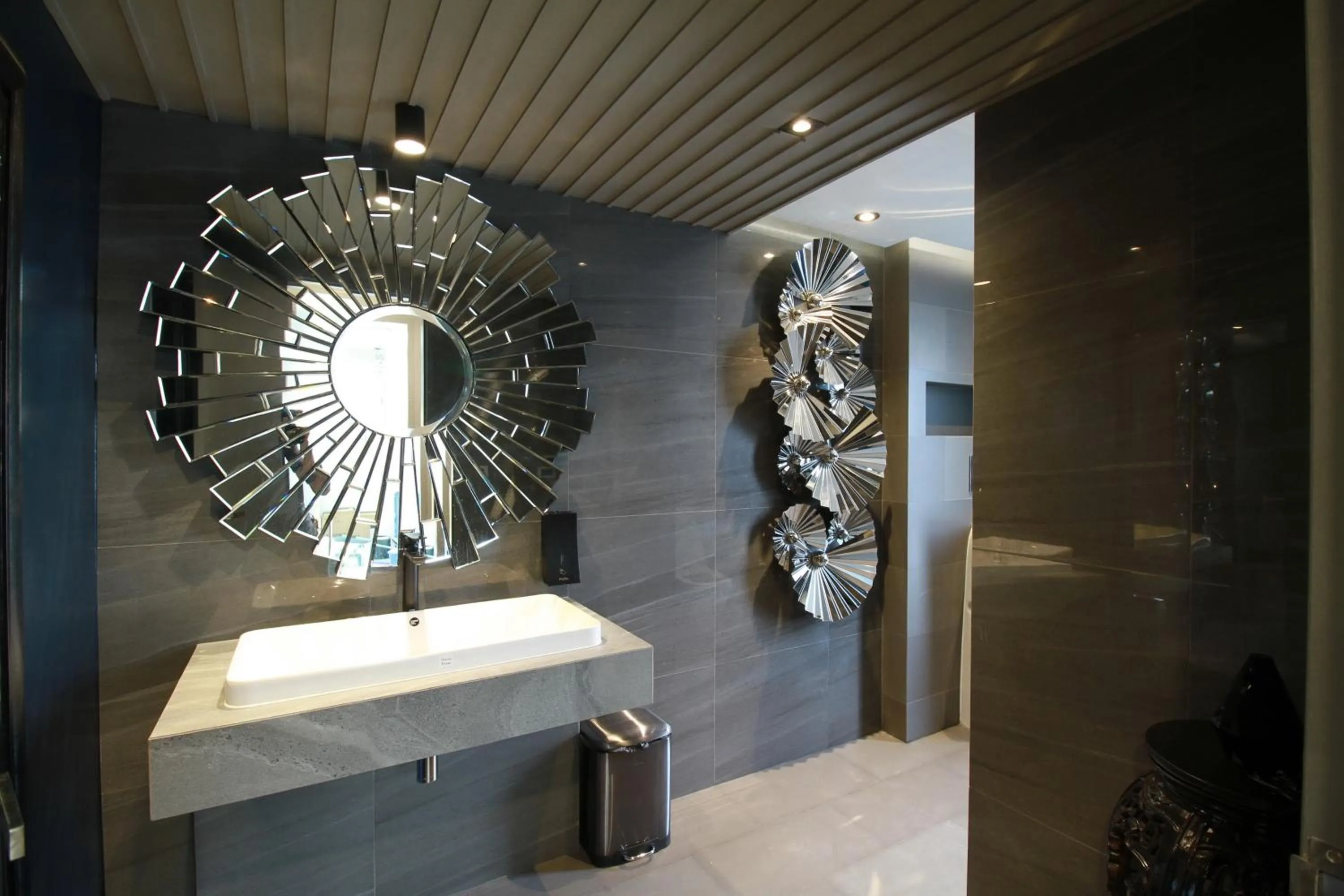 Shower in Mybed Chonburi