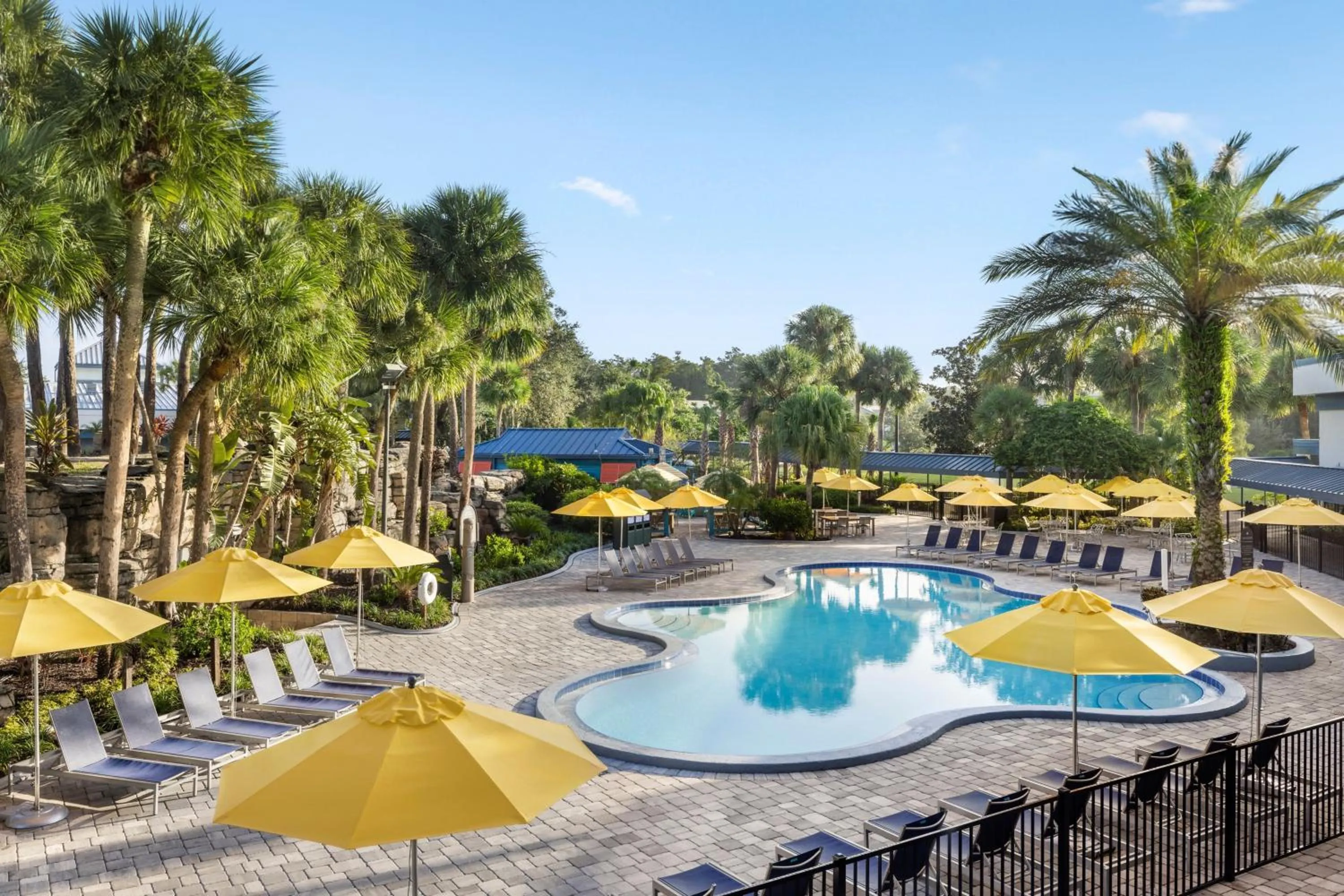 Swimming pool in Delta Hotels by Marriott Orlando Celebration