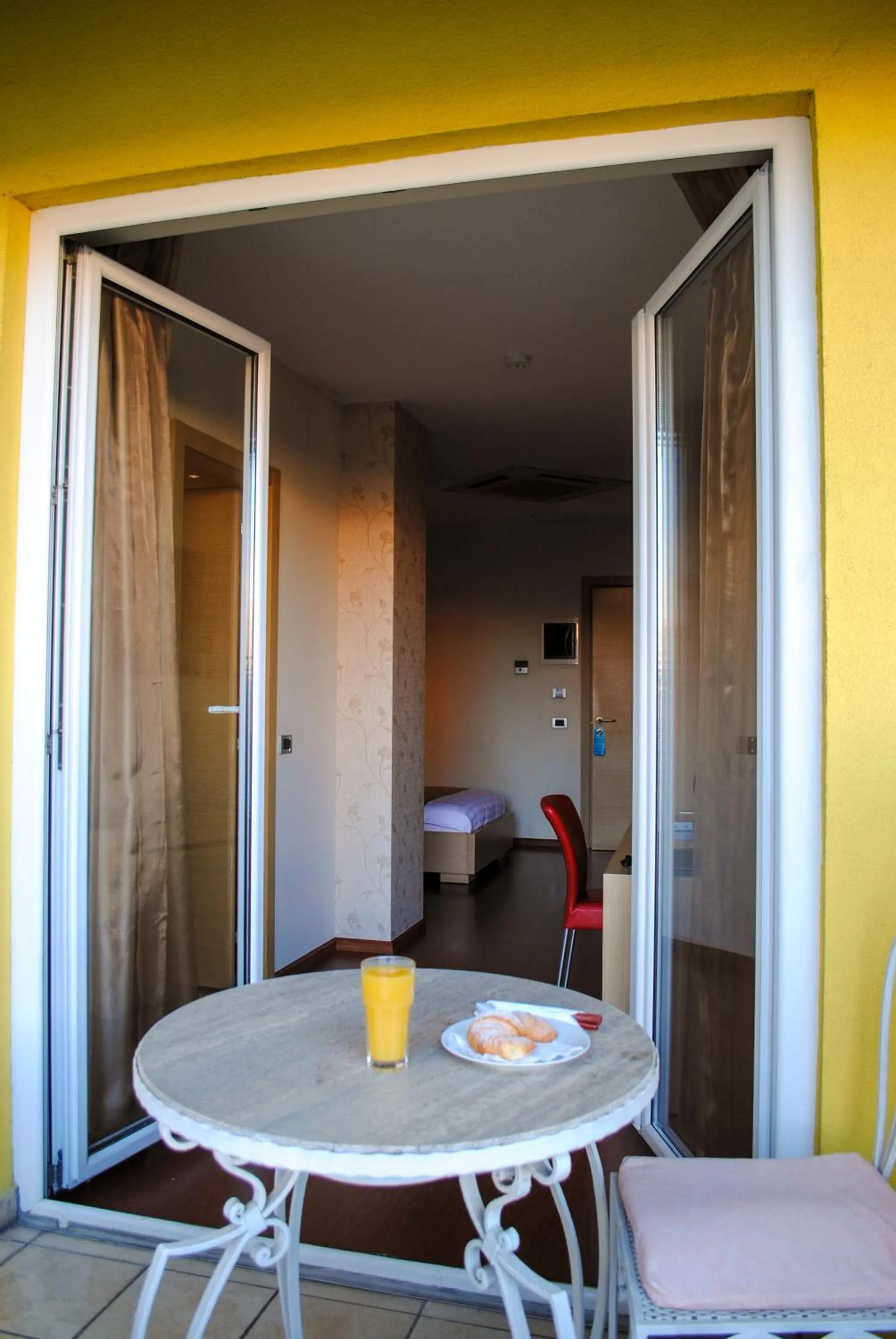 Property building in Sky 2 Hotel Tirana