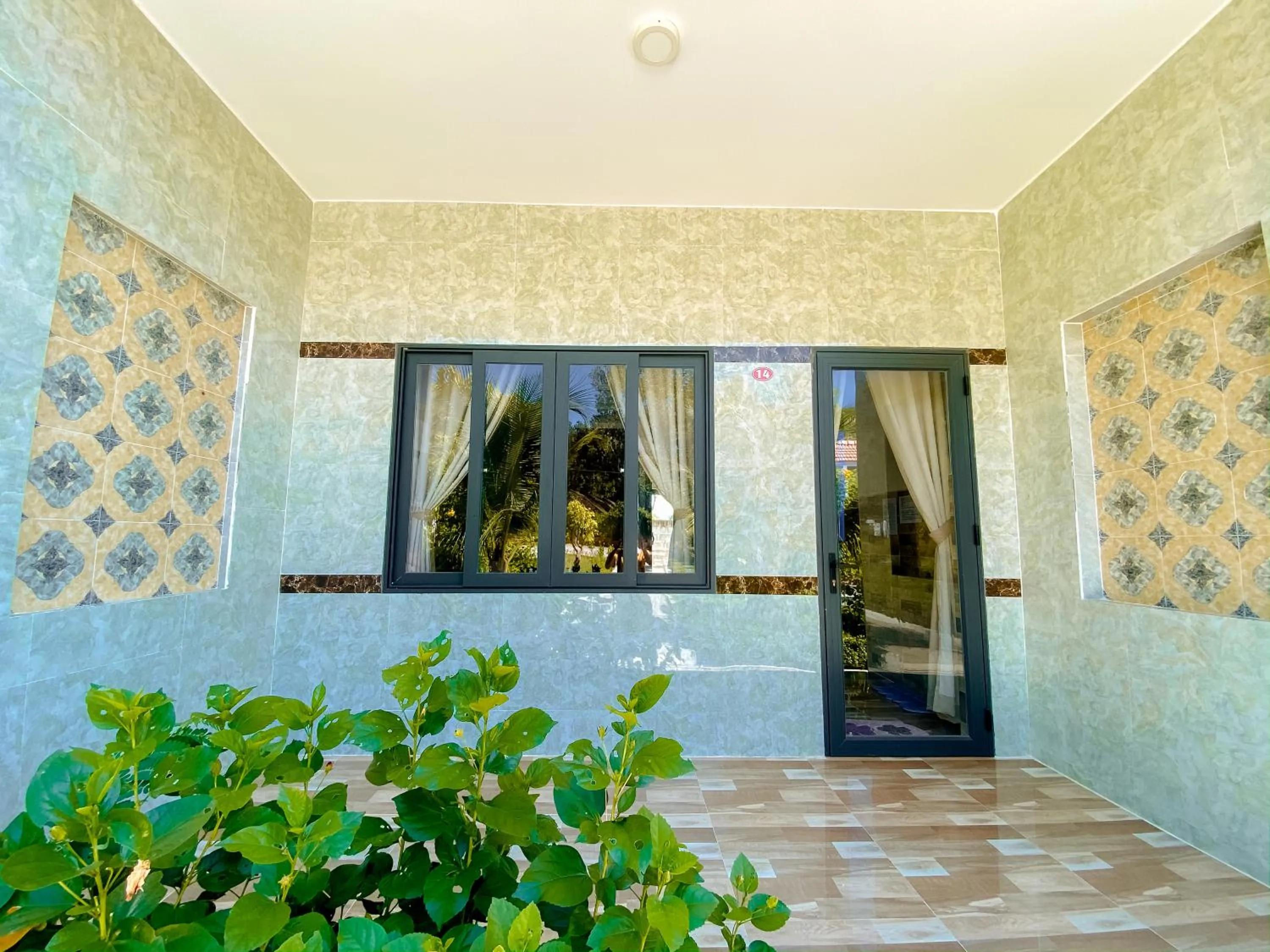 Day in Phu My Hung Bungalow