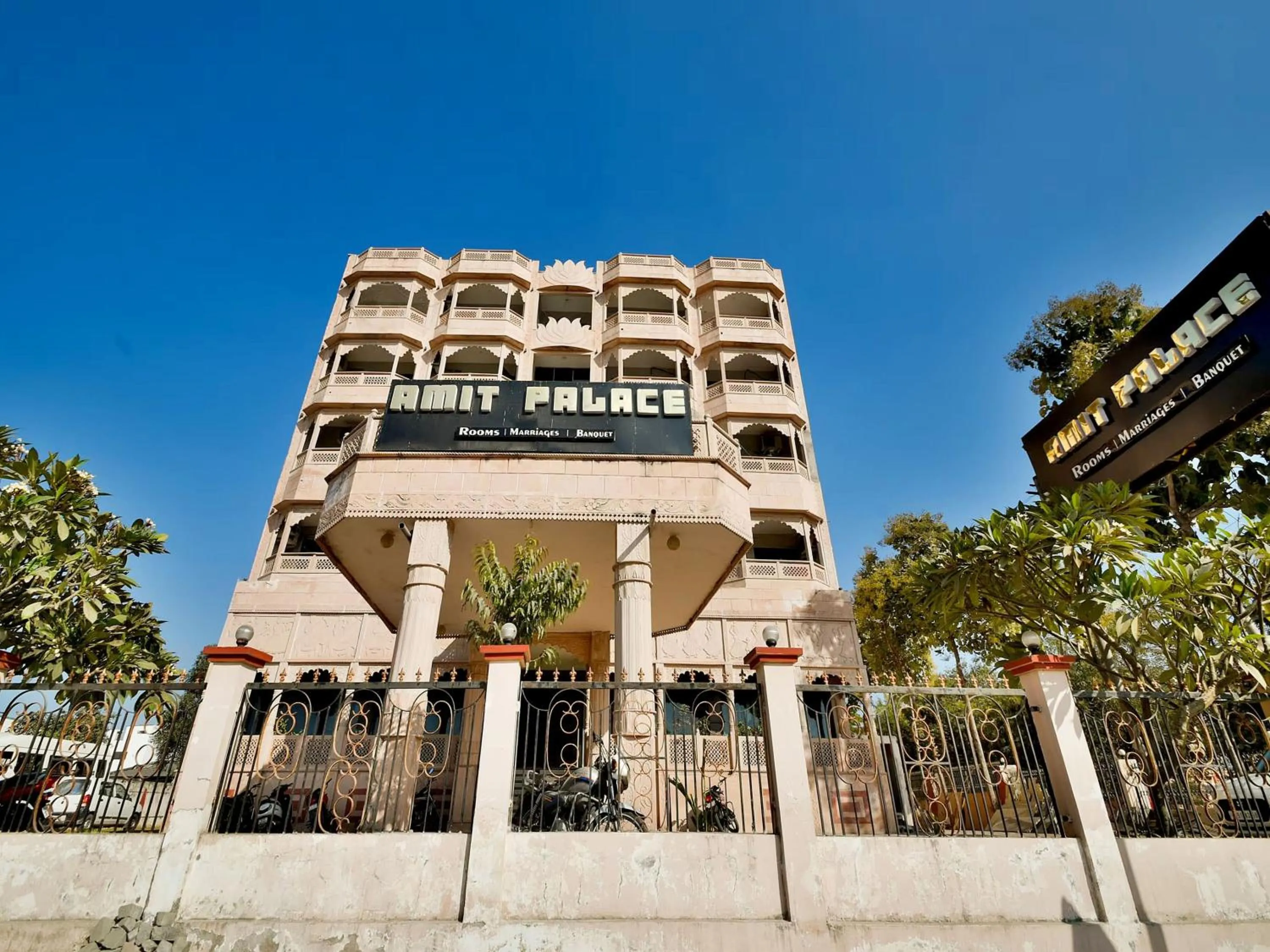 Capital O Amit Palace