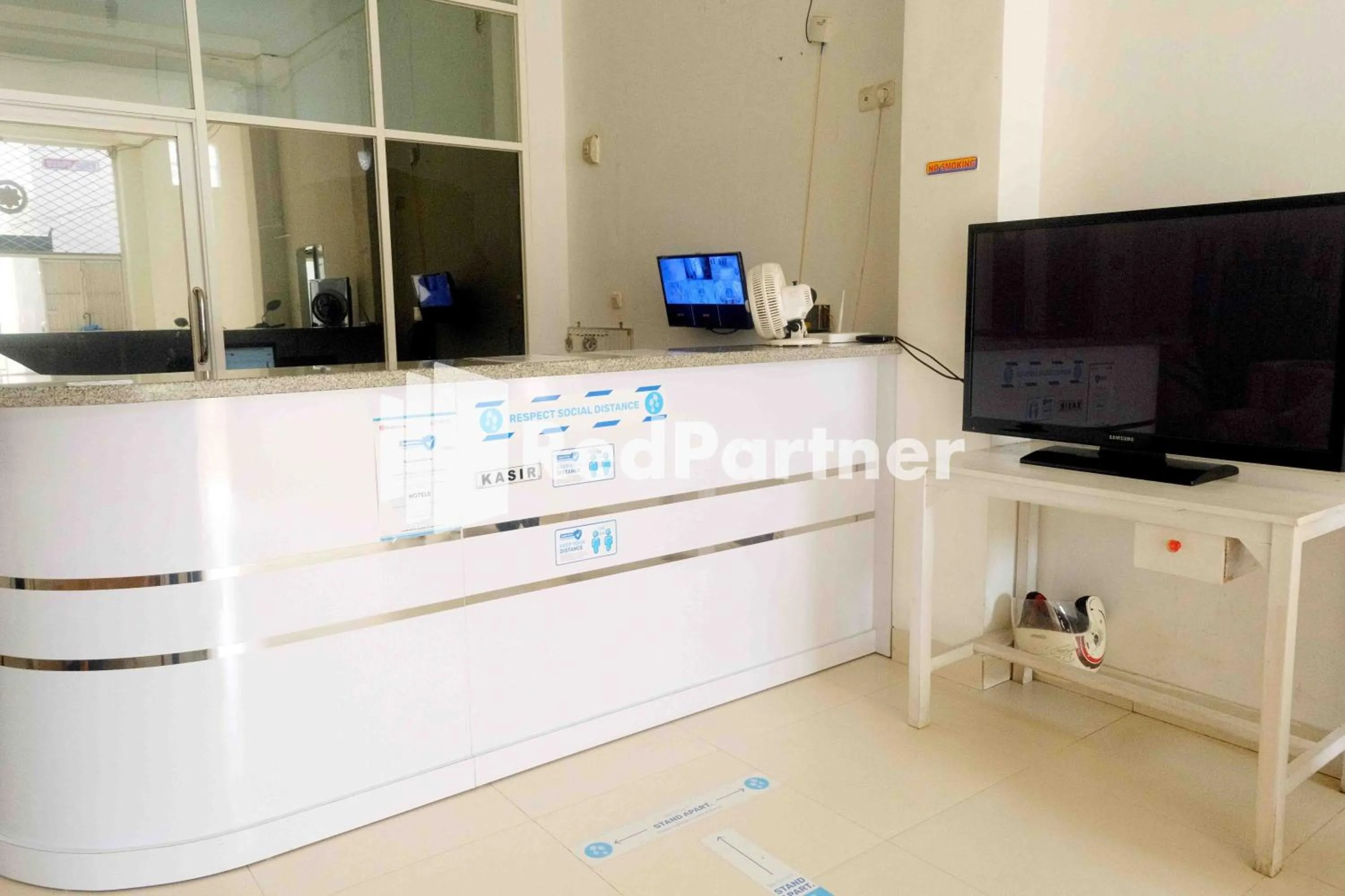 Lobby or reception in Fortuner Homestay Syariah Makassar Mitra RedDoorz