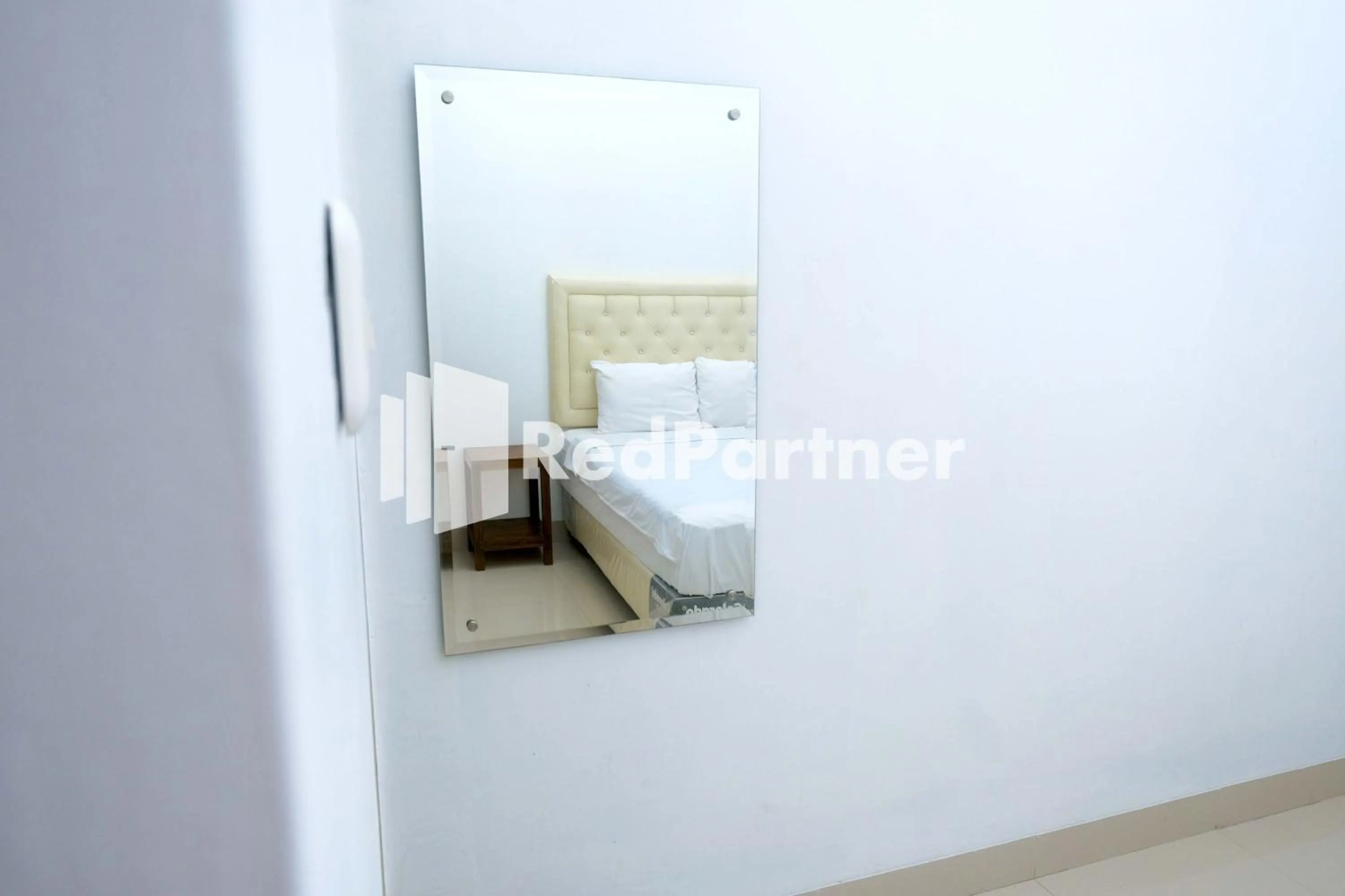 Bedroom, Bed in Fortuner Homestay Syariah Makassar Mitra RedDoorz