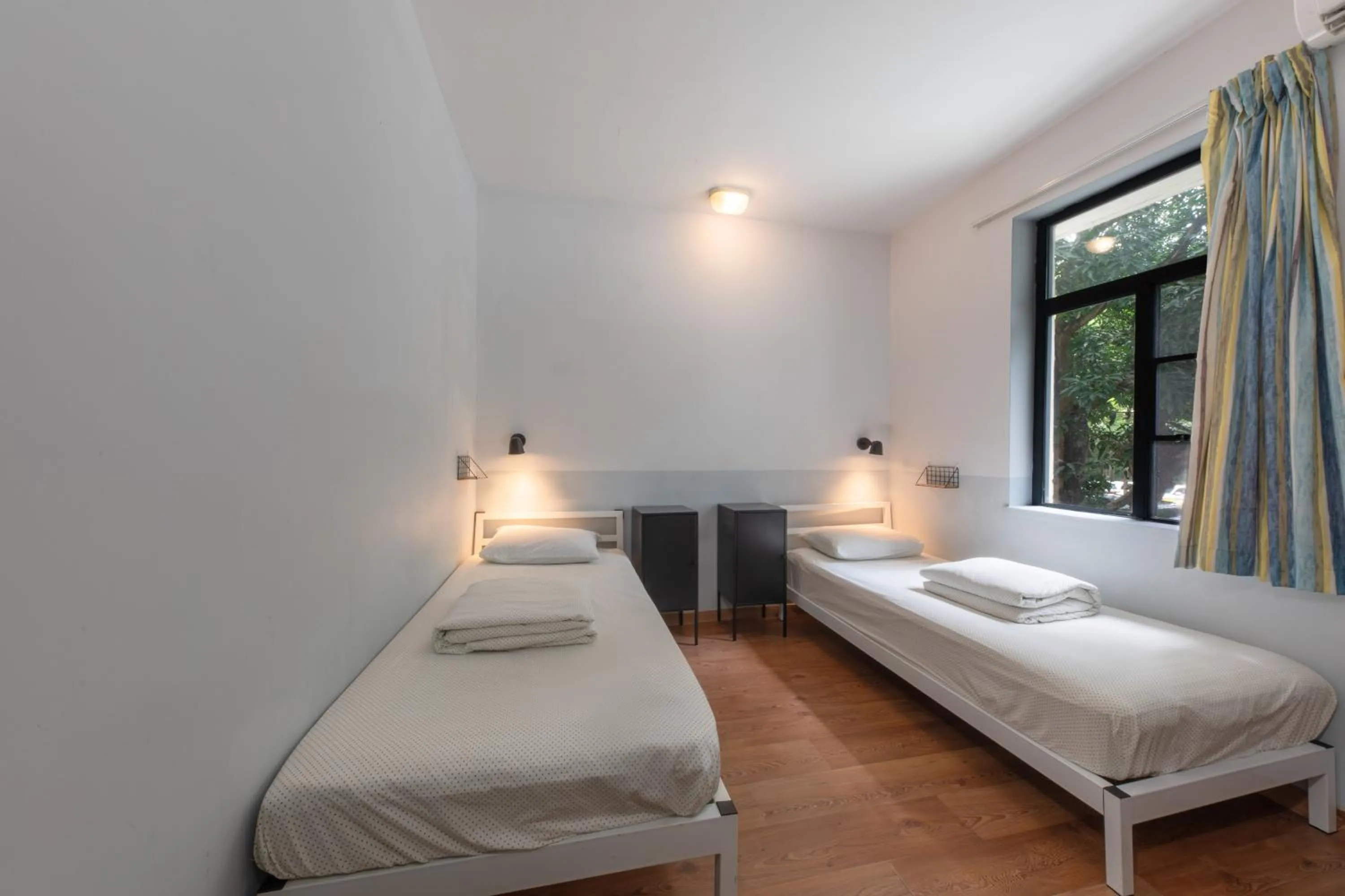 Bed in Shenzhen Loft Youth Hostel