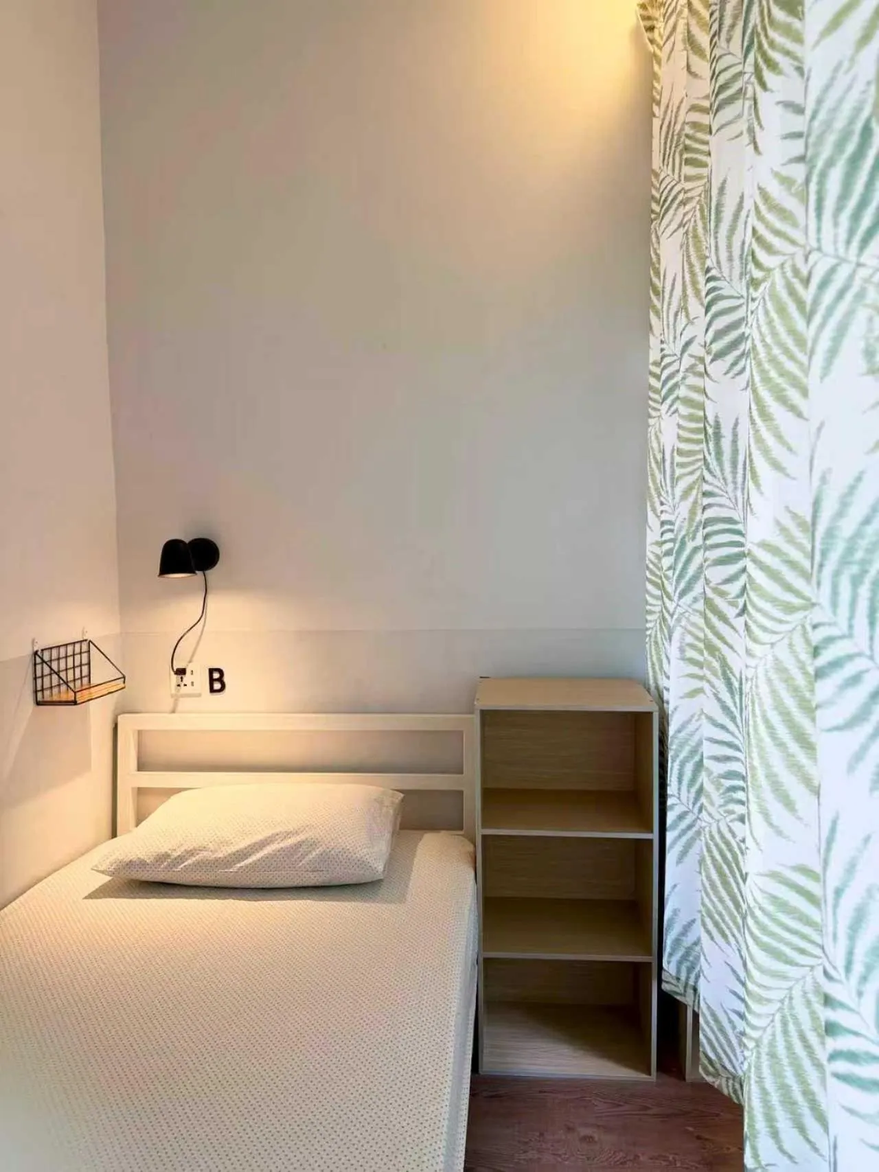 Bed in Shenzhen Loft Youth Hostel