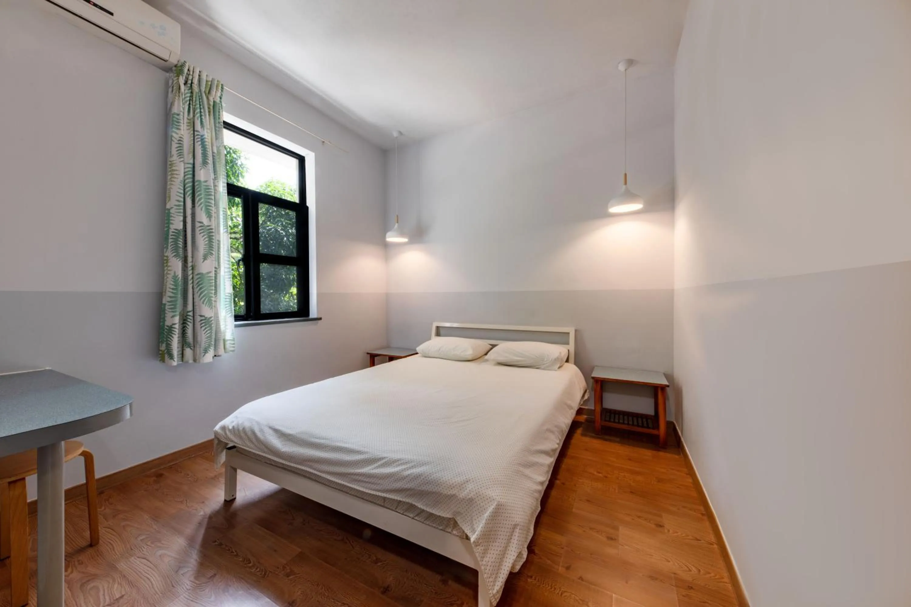 Bed in Shenzhen Loft Youth Hostel