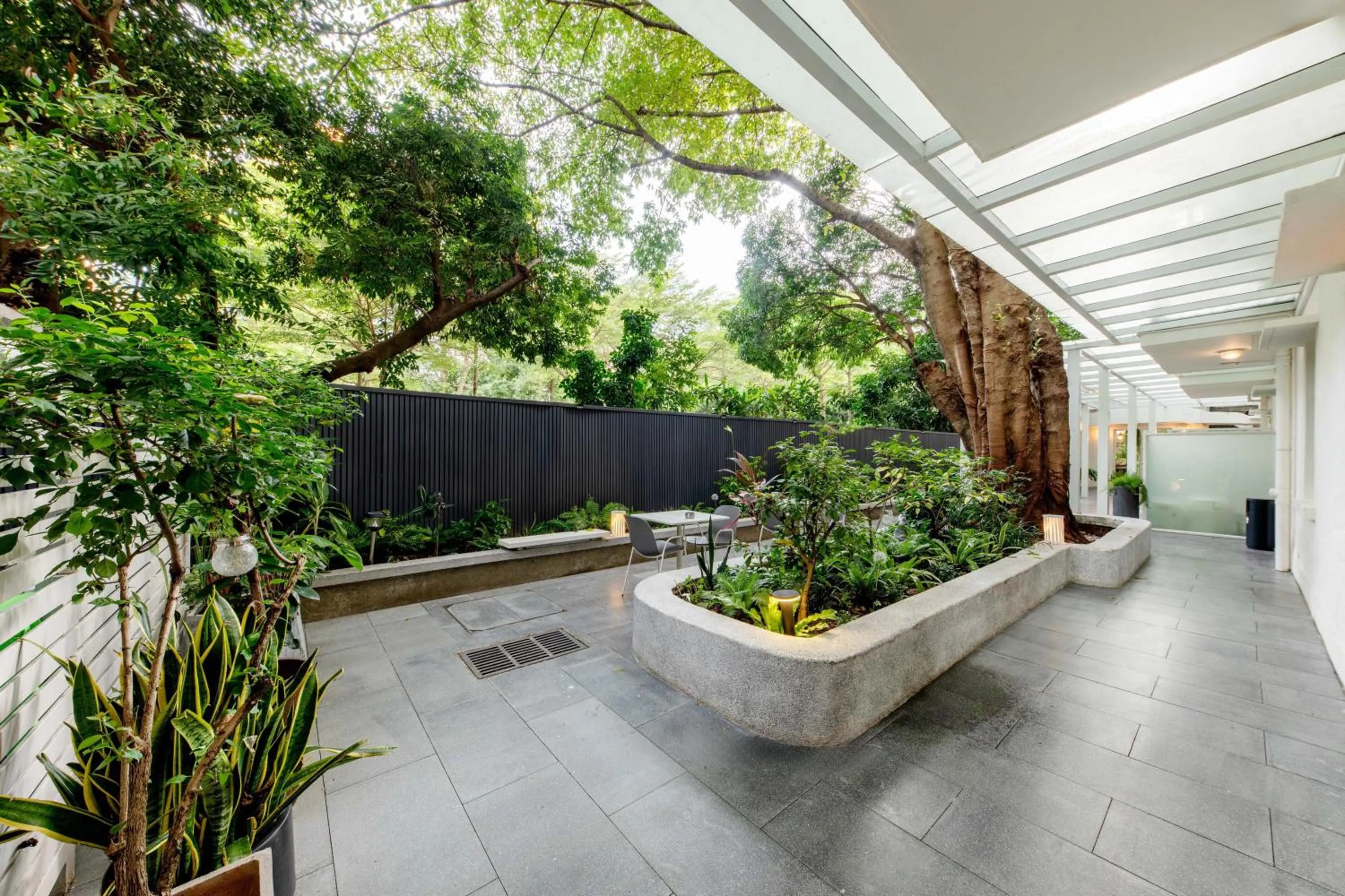 Garden in Shenzhen Loft Youth Hostel