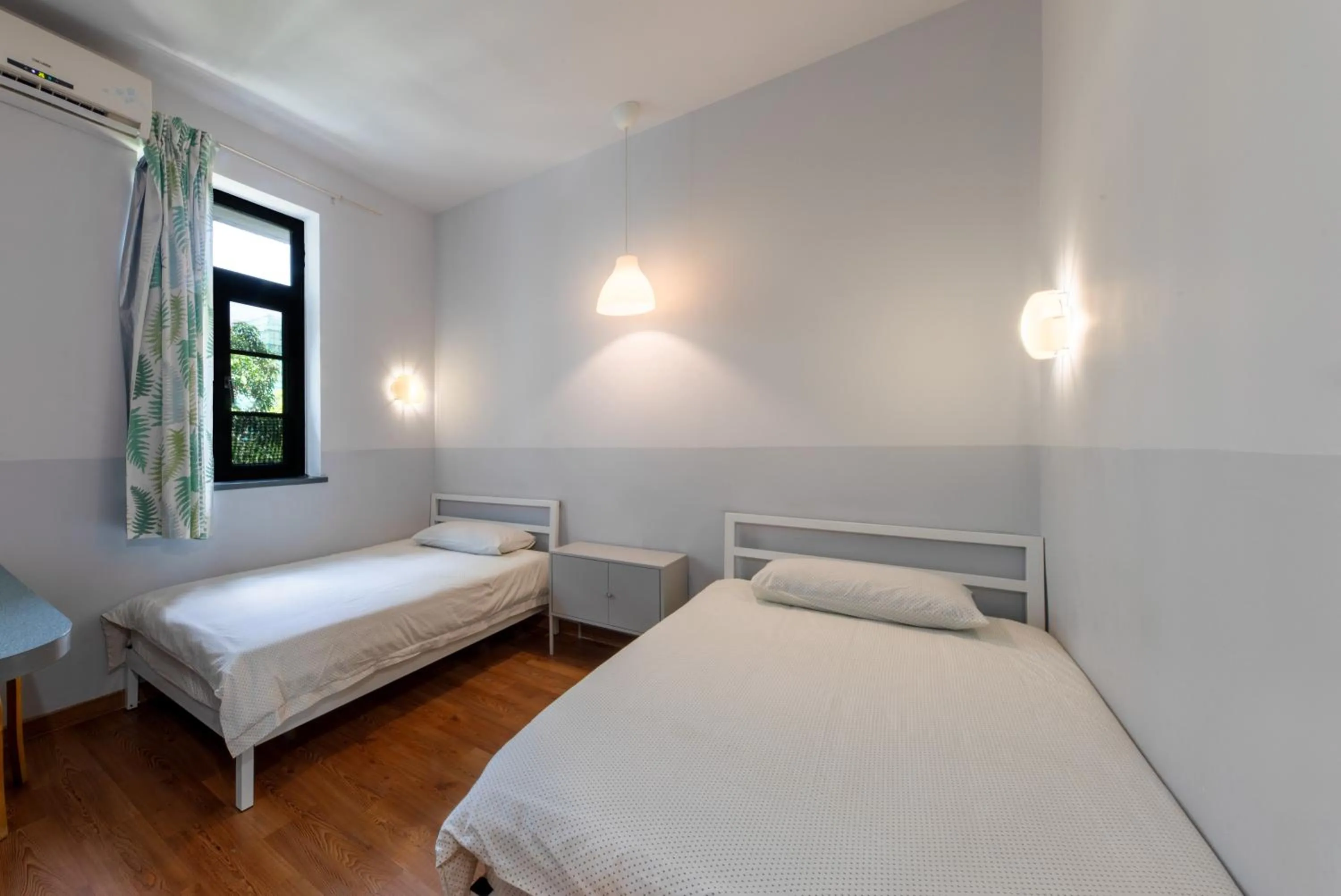 Bed in Shenzhen Loft Youth Hostel