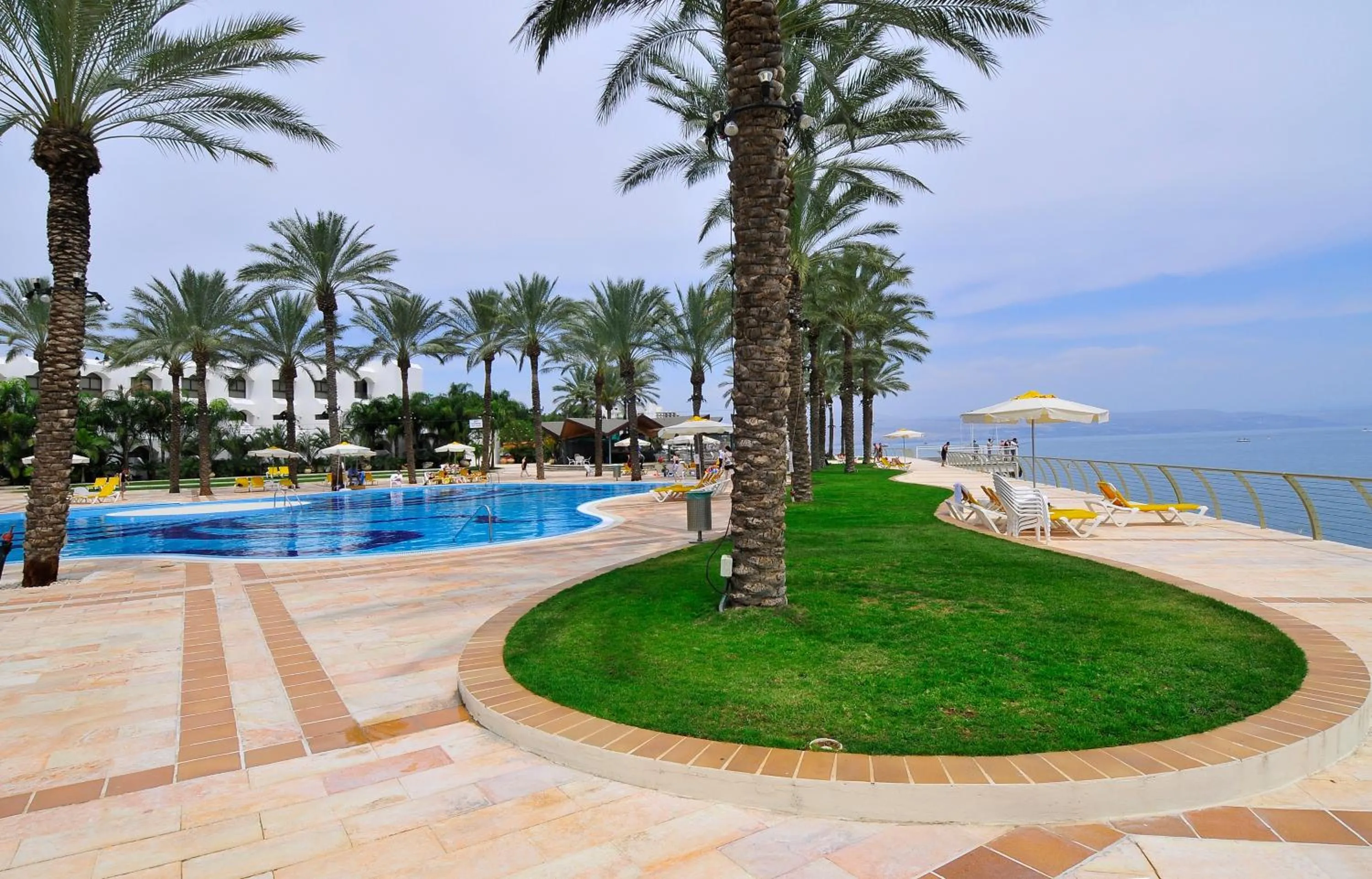 Day in Gai Beach Hotel