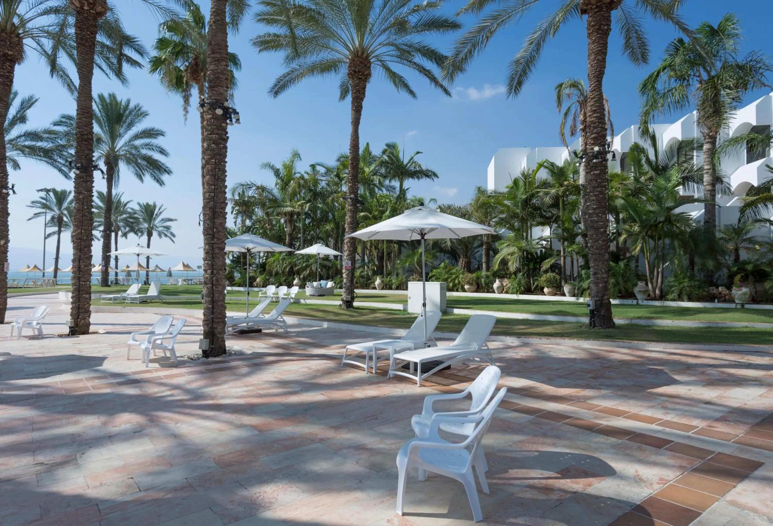 Patio in Gai Beach Hotel