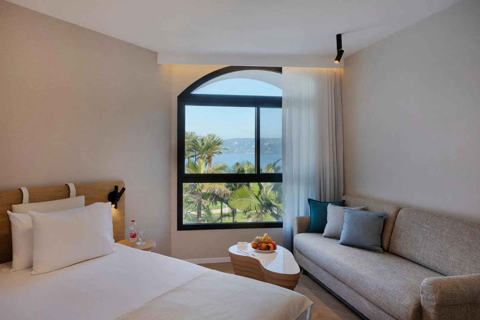 Photo of the whole room, Bed in Gai Beach Hotel