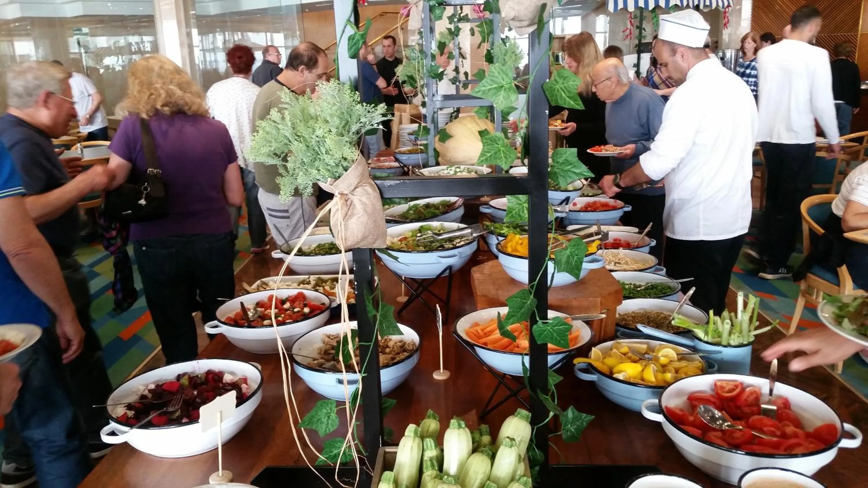 Food and drinks in Gai Beach Hotel