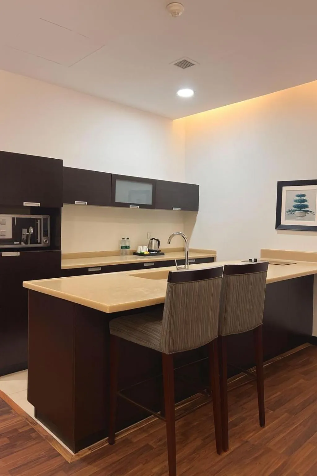 Zara Continental Hotel