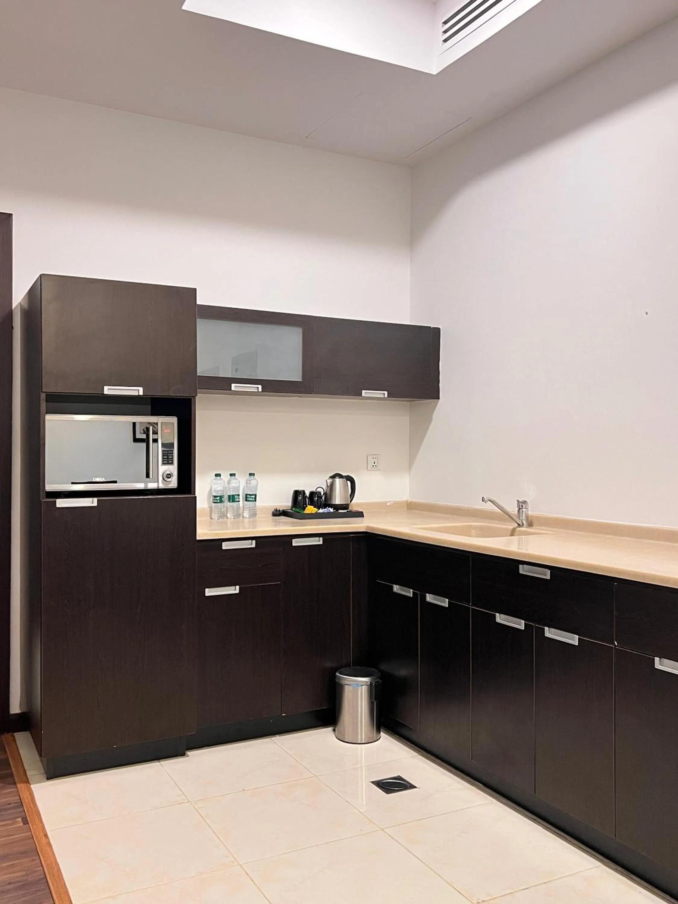 Zara Continental Hotel