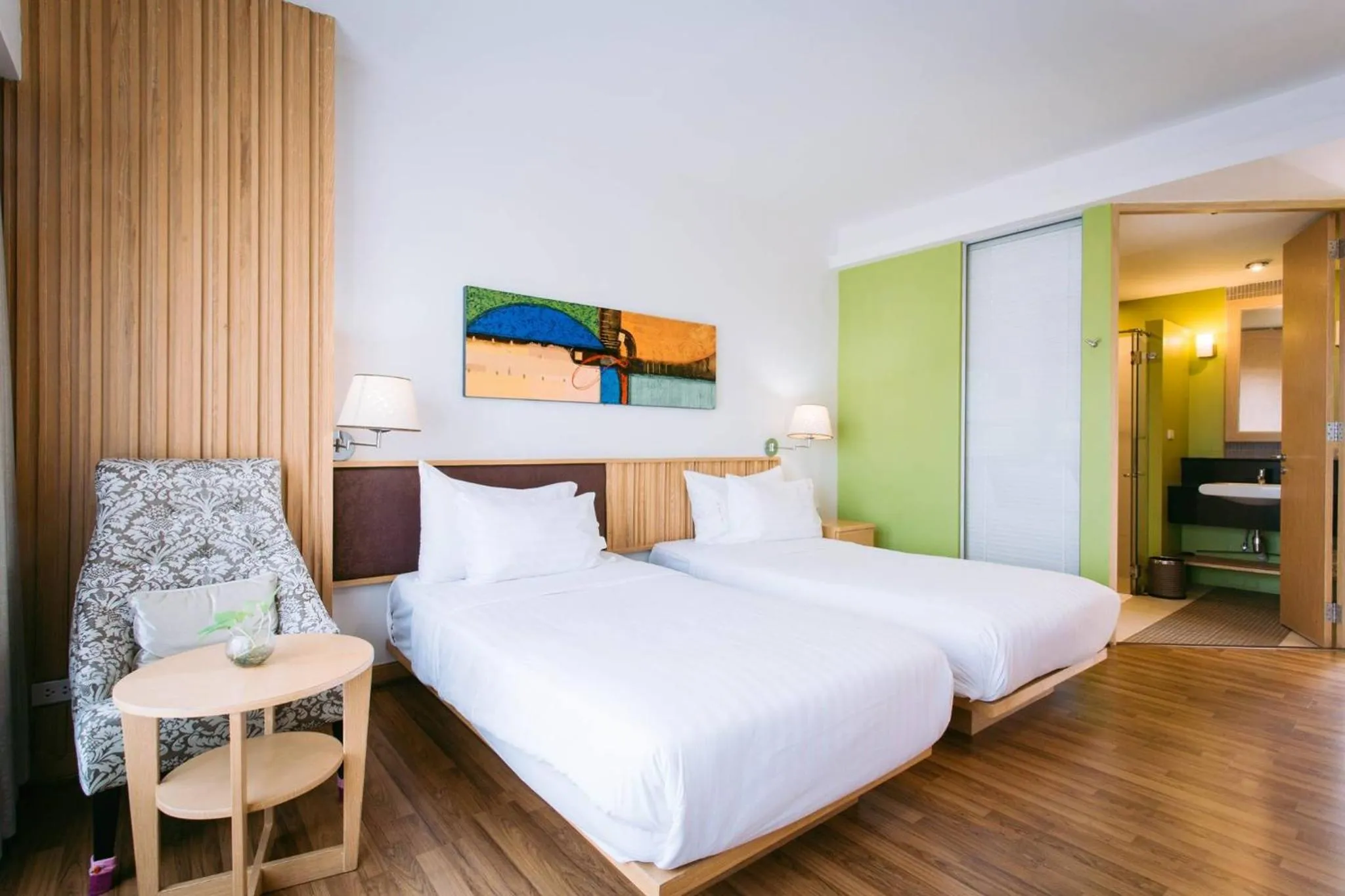 Photo of the whole room, Bed in Mamaison Hotel