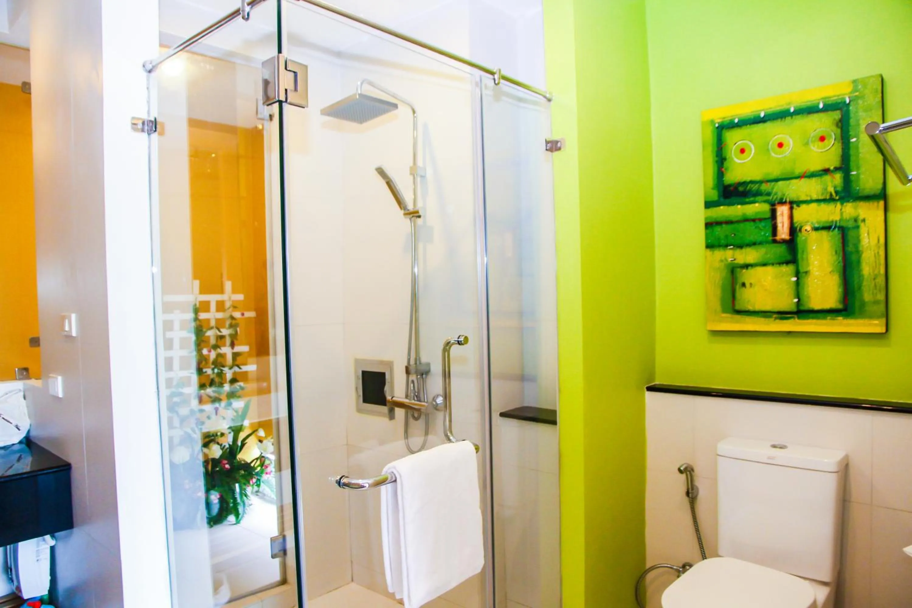 Shower in Mamaison Hotel