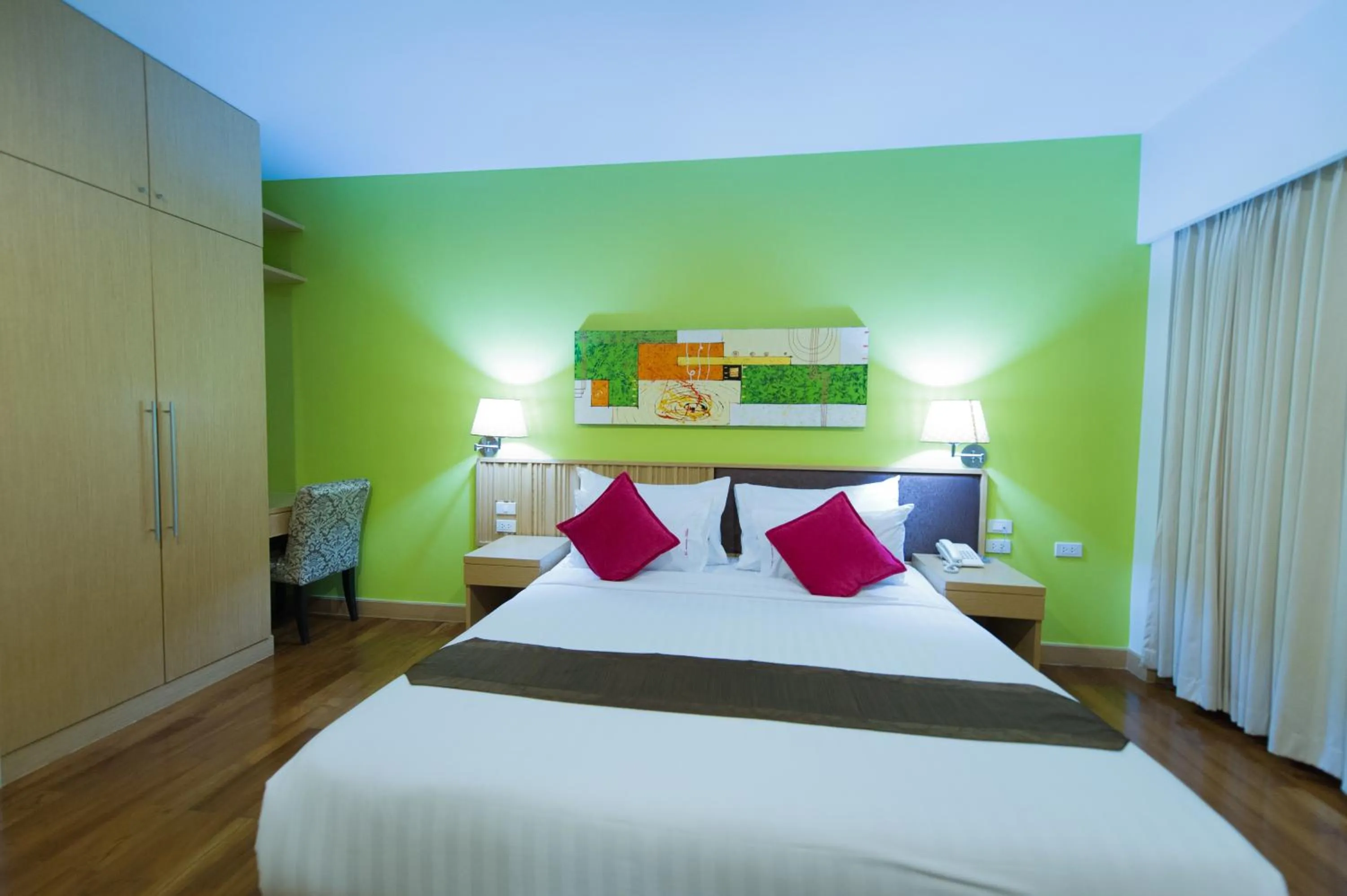 Bedroom, Bed in Mamaison Hotel