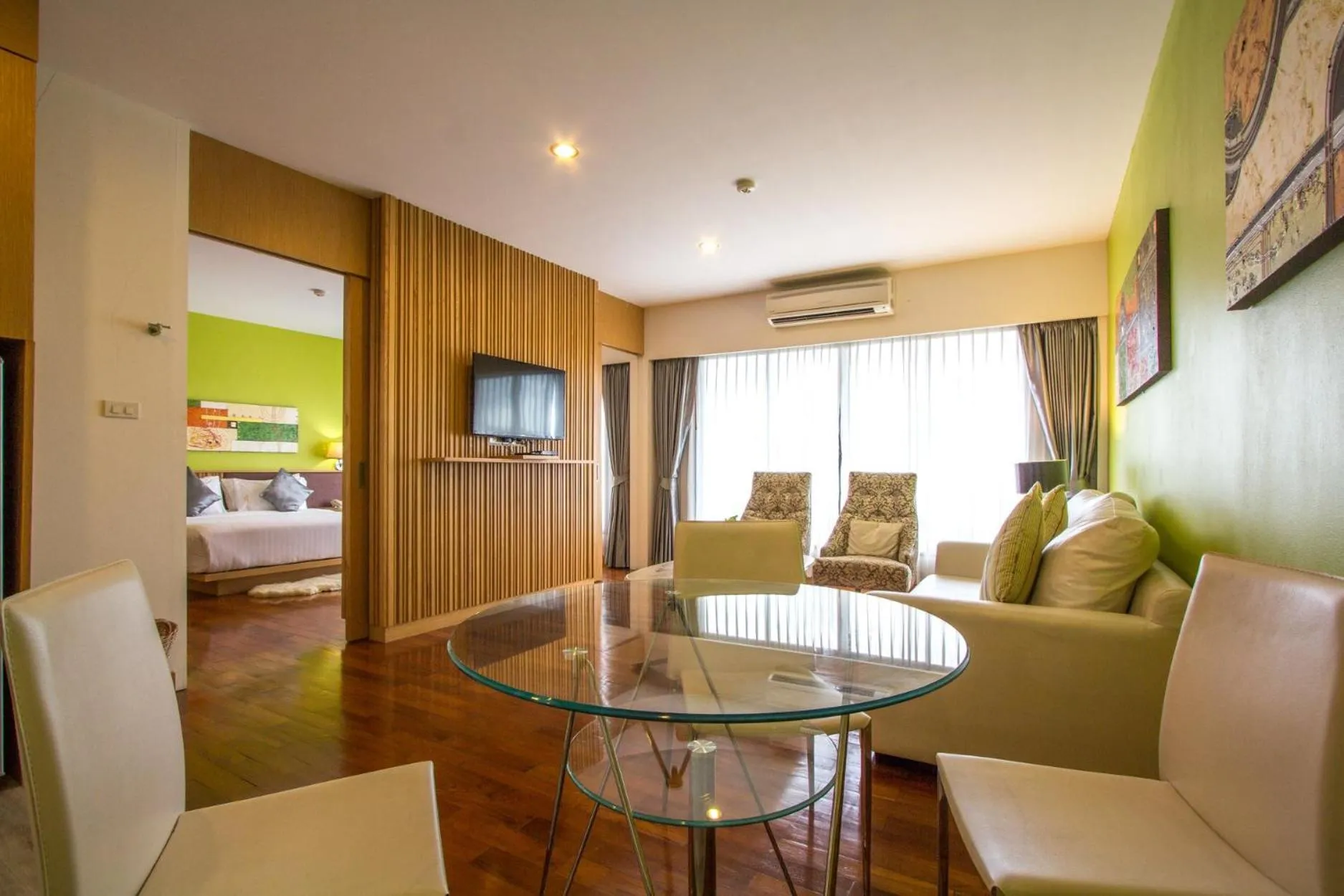 Lounge or bar, Bed in Mamaison Hotel