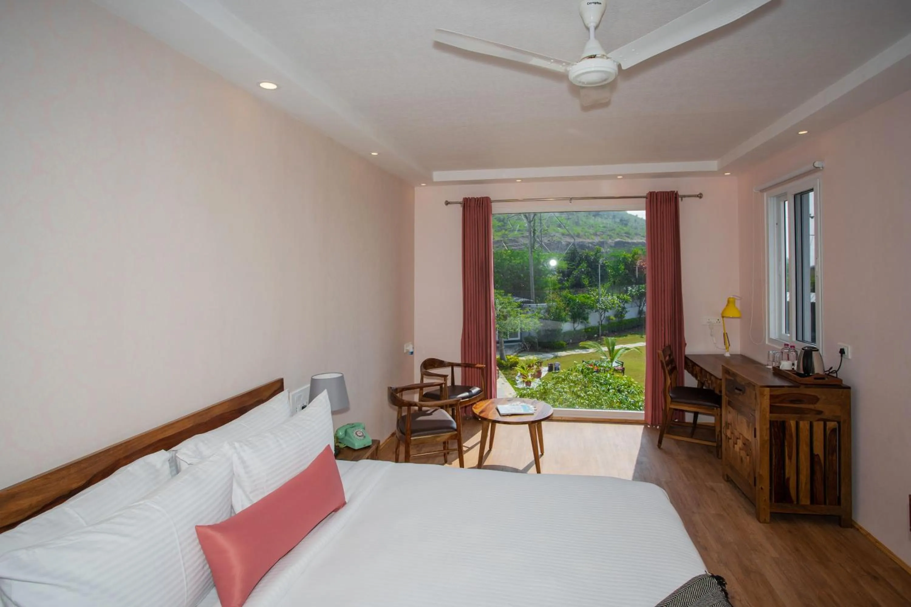 Bed in The G Snoozebox