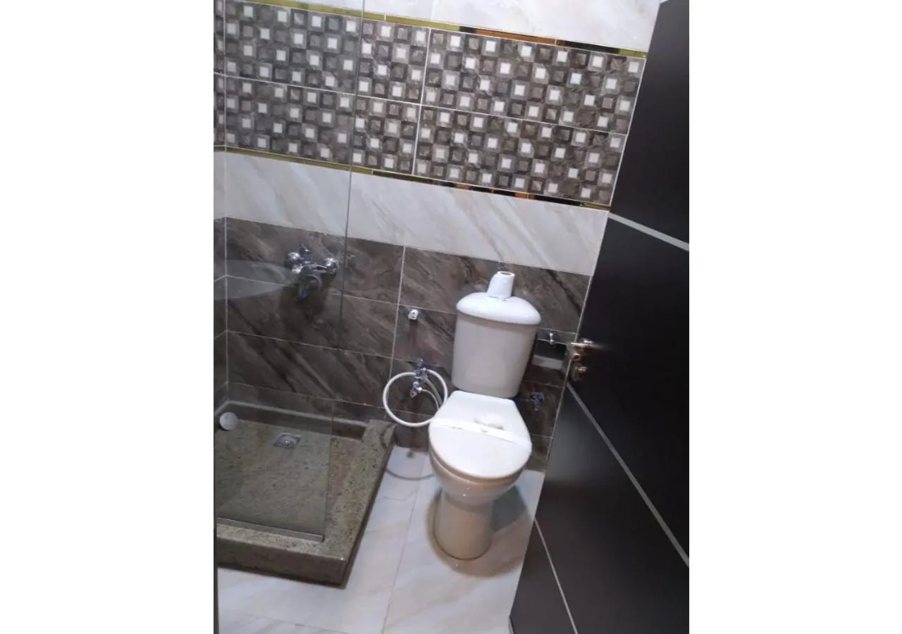 Bathroom in City Palace Hotel