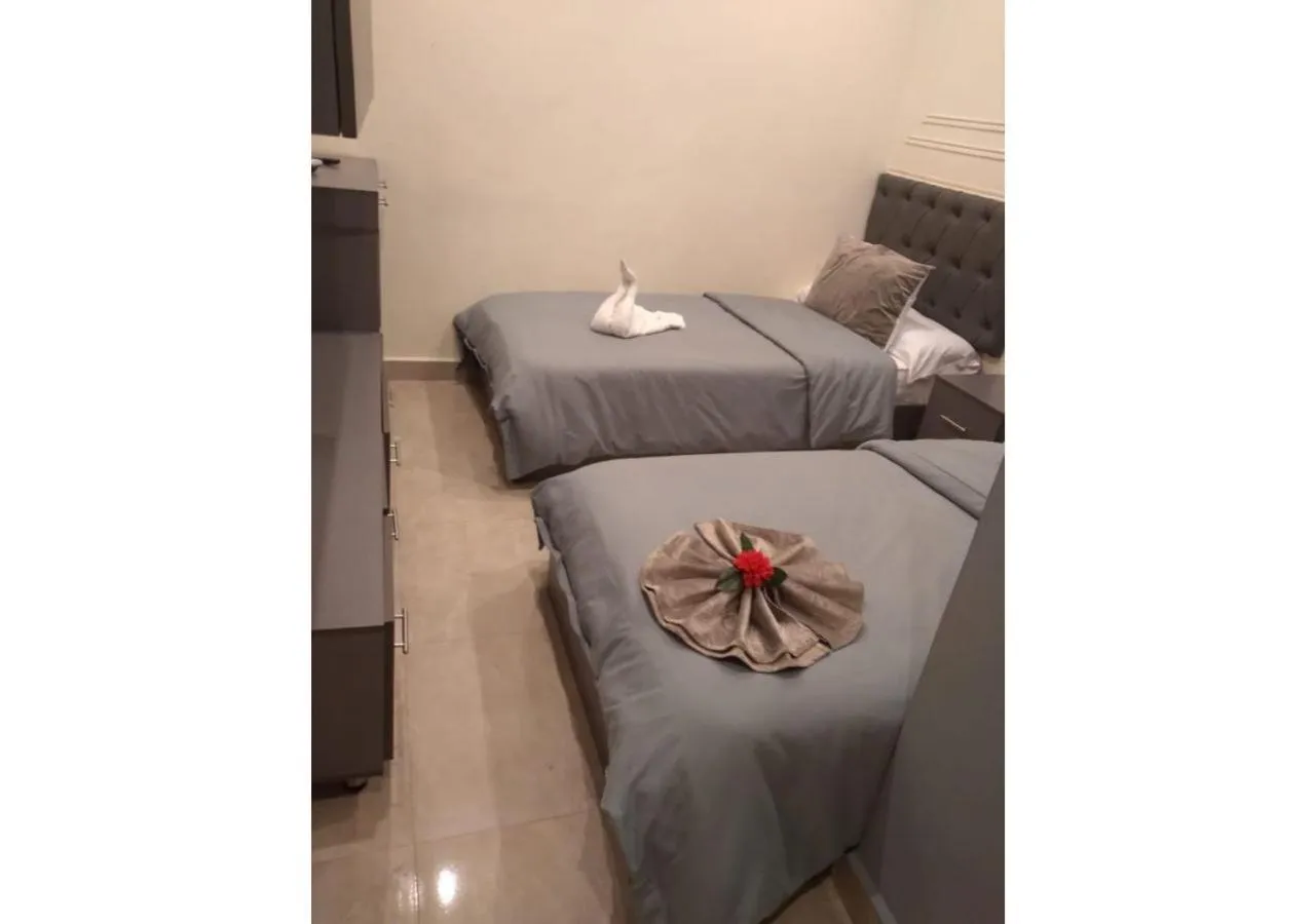 Bedroom, Bed in City Palace Hotel