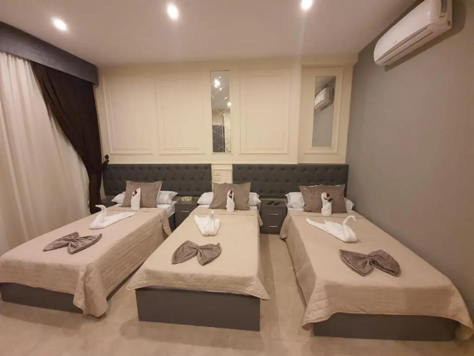 Apartment with Balcony in City Palace Hotel Apartment with Balcony in City Palace Hotel