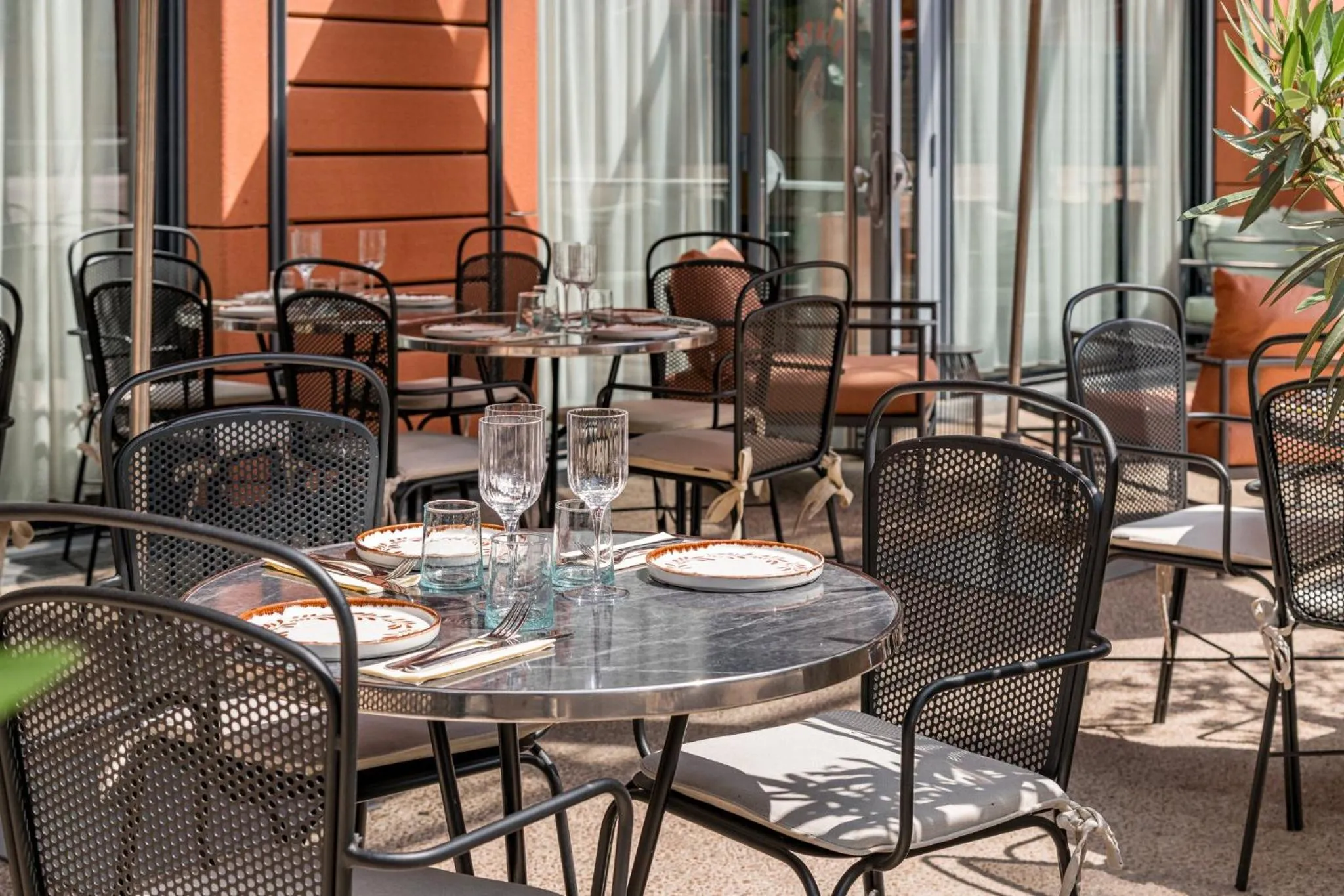 Restaurant/places to eat in Crowne Plaza Lyon - Cité Internationale