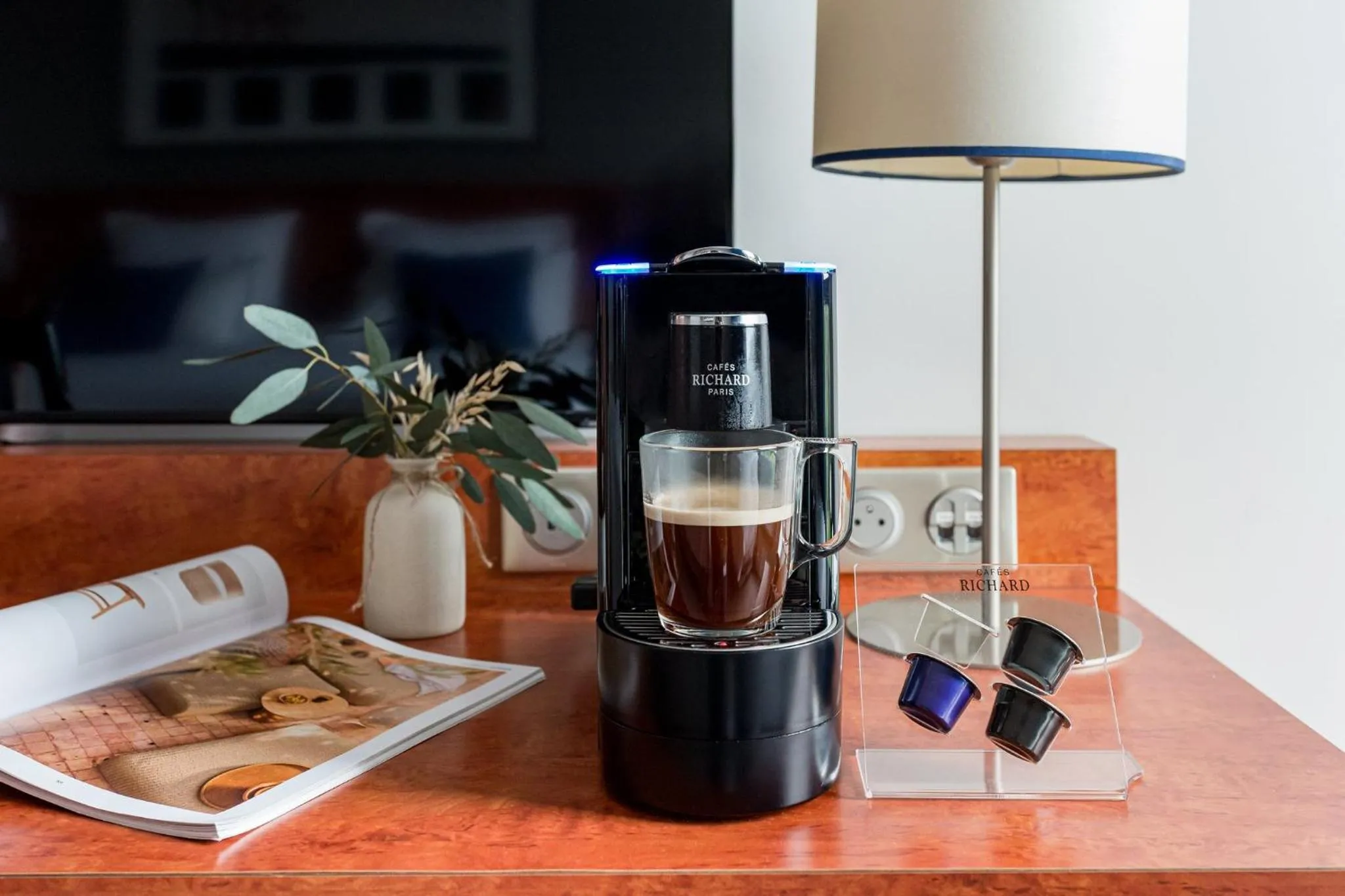 Photo of the whole room in Crowne Plaza Lyon - Cité Internationale
