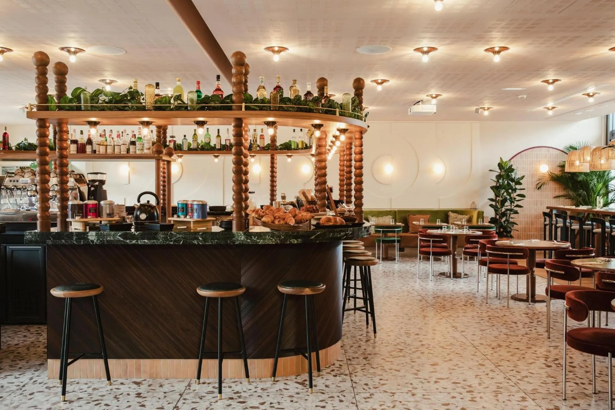 Breakfast in Crowne Plaza Lyon - Cité Internationale