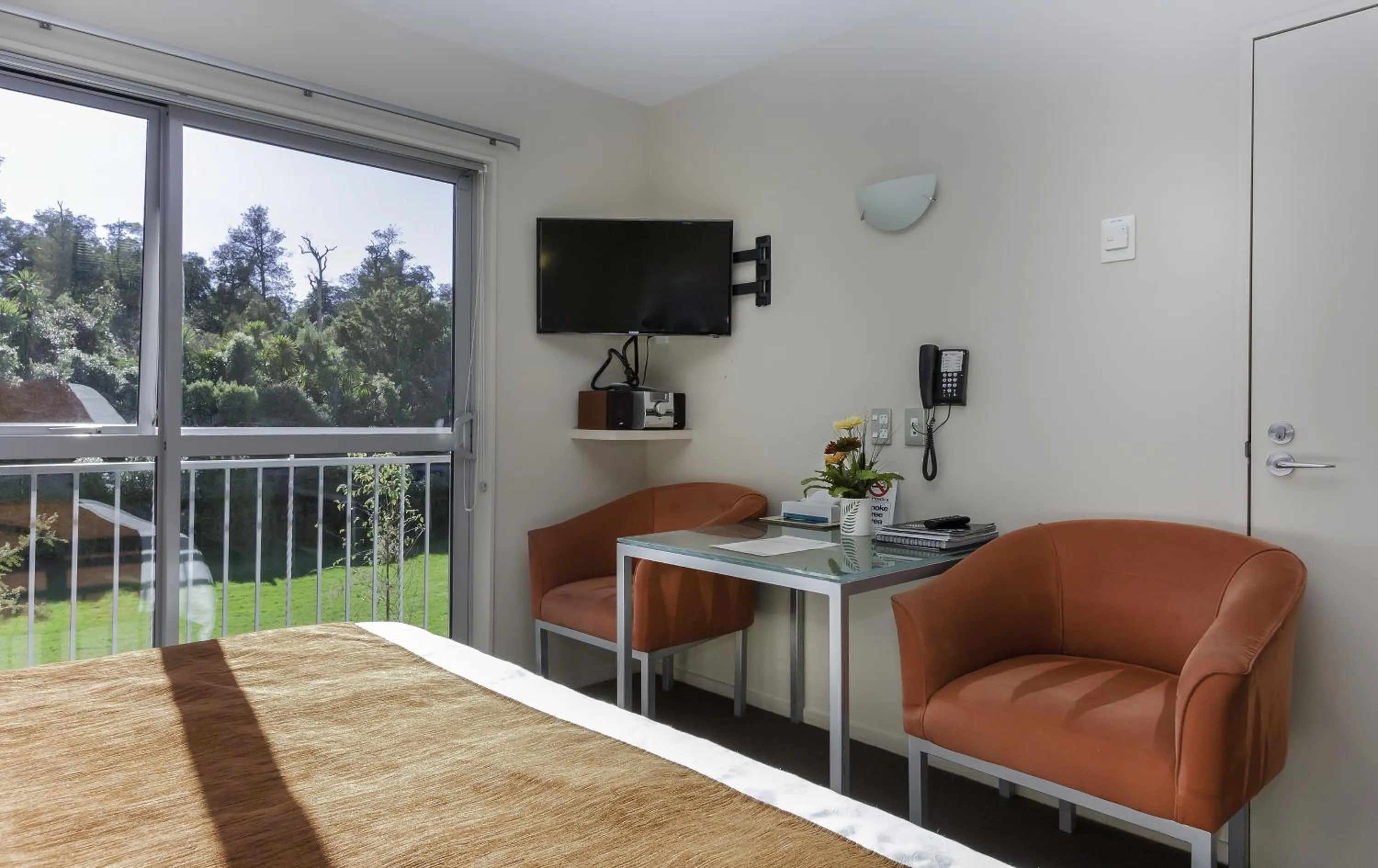 Bedroom in 166 Majestic Court Motel