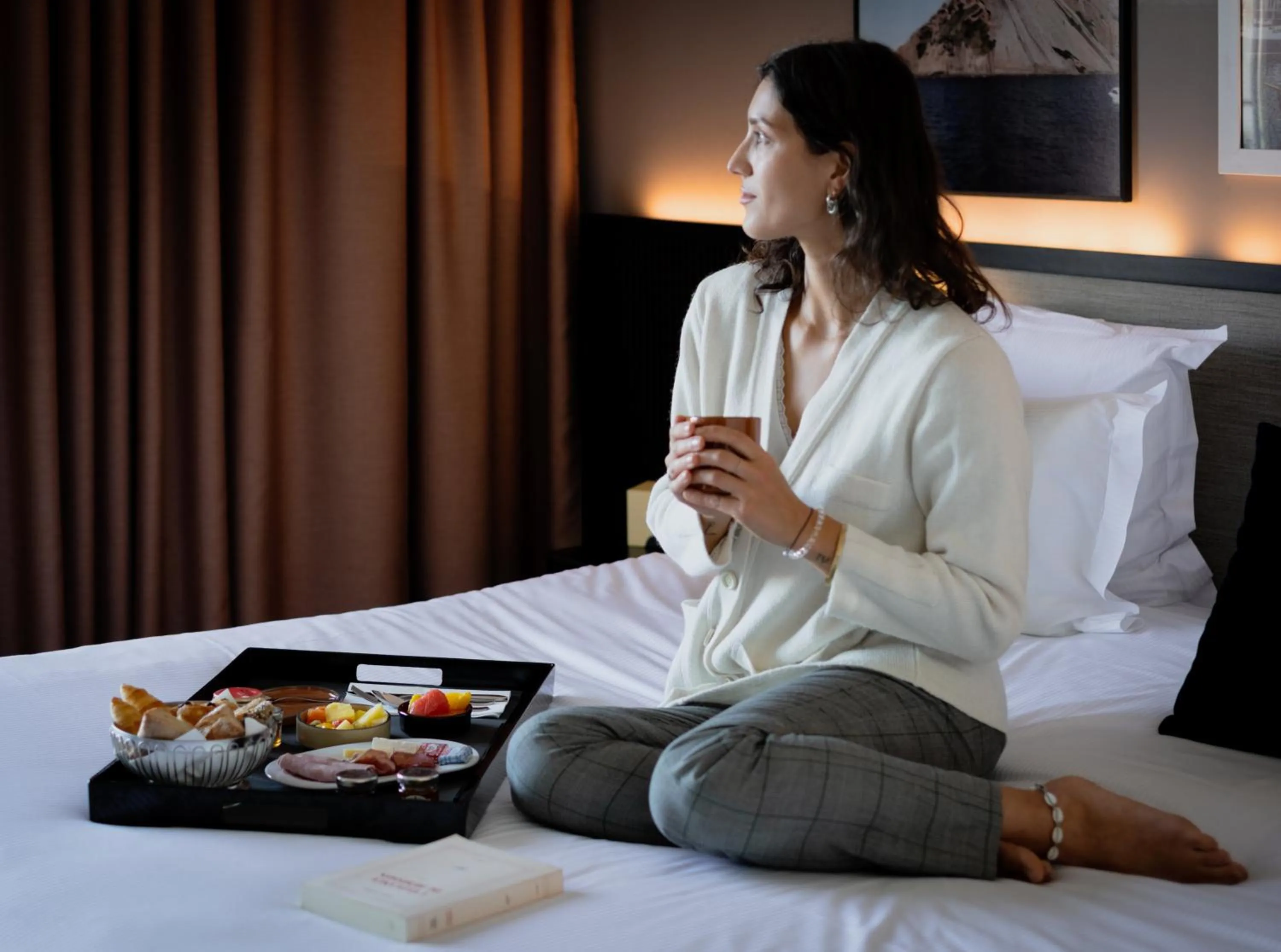 Breakfast, Bed in Hôtel Villa Massalia