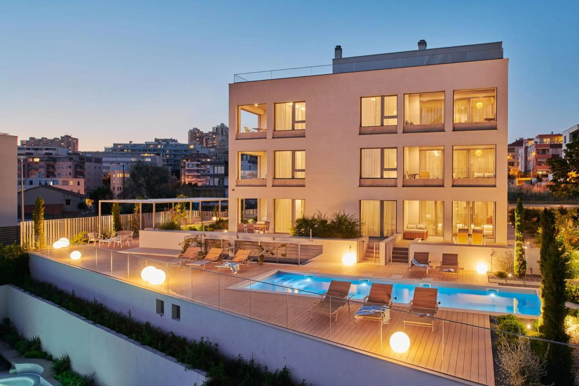 Property building in Eol Apartments Split