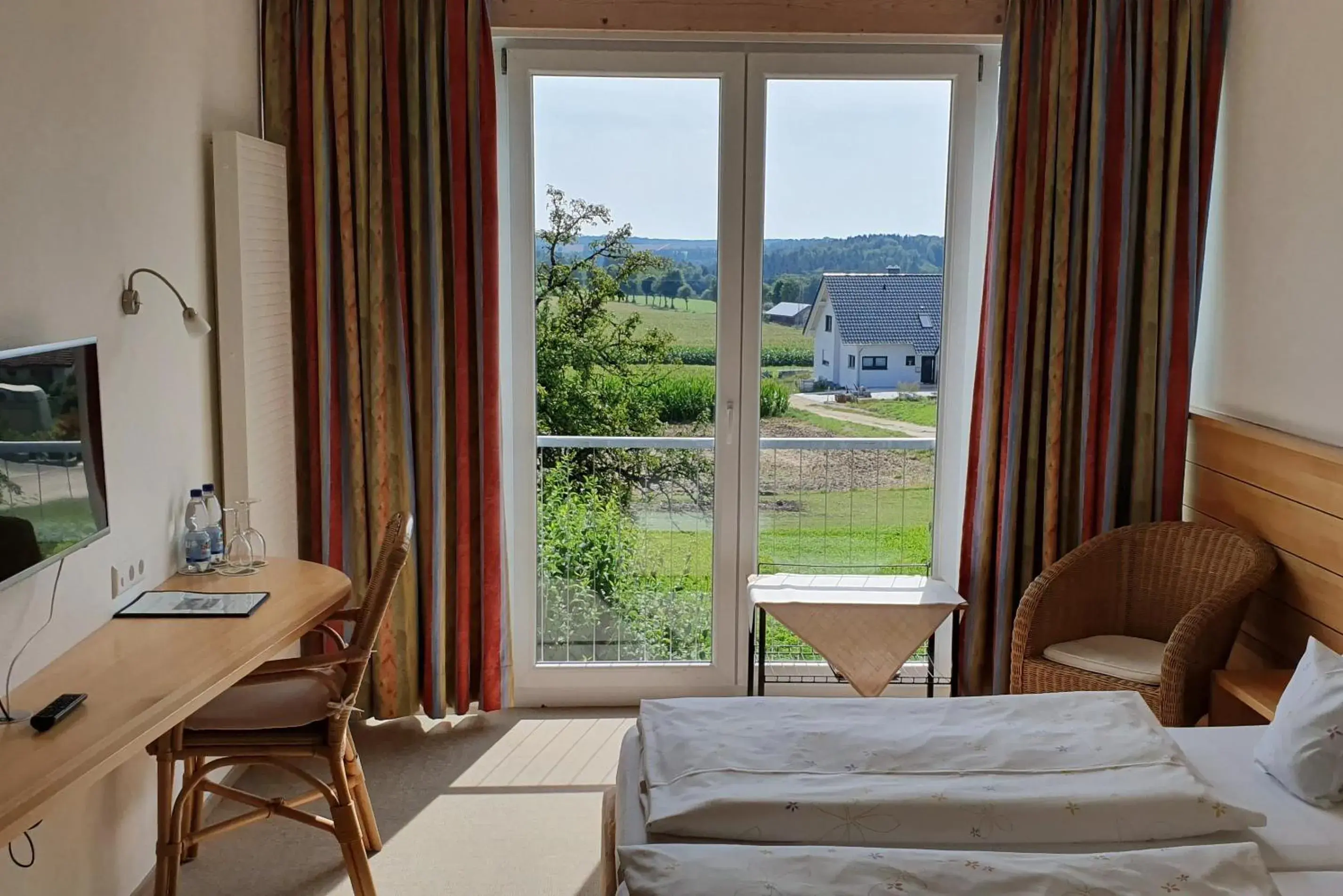 Double Room - single occupancy in Landgasthof/Hotel Hirsch im Grünen Double Room - single occupancy in Landgasthof/Hotel Hirsch im Grünen