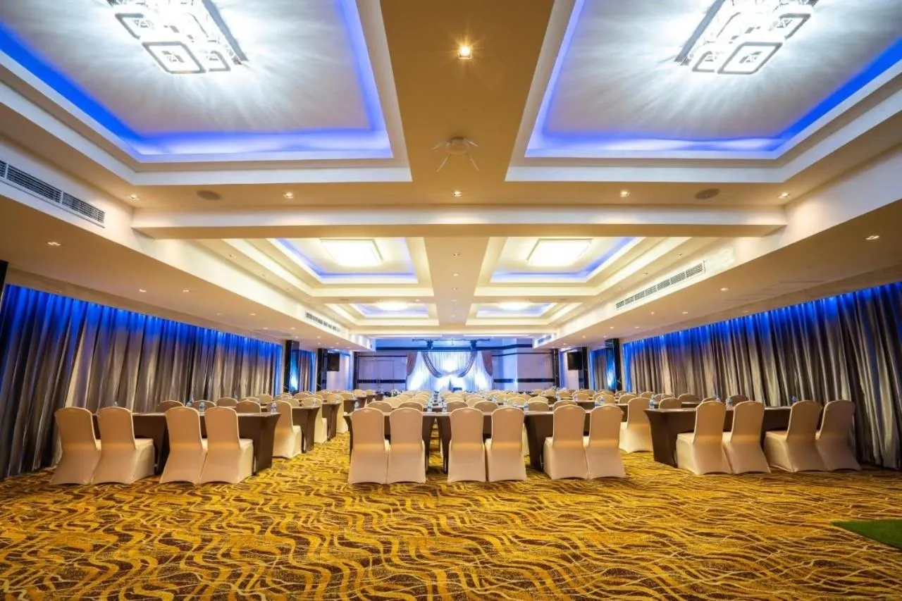 Meeting/conference room in Sky dome resotel - โรงแรมสกายโดม รีโซเทล