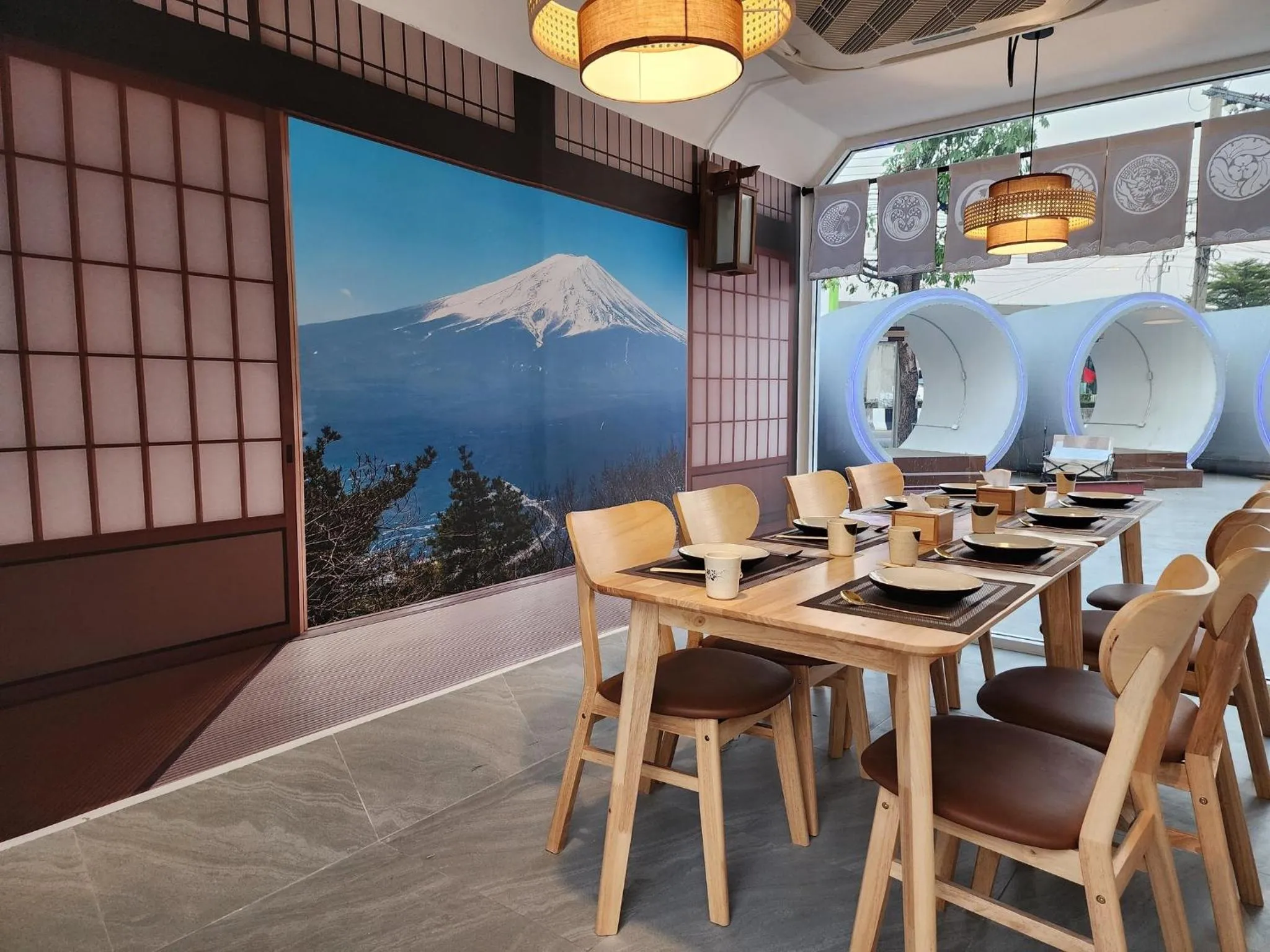 Restaurant/places to eat in Sky dome resotel - โรงแรมสกายโดม รีโซเทล