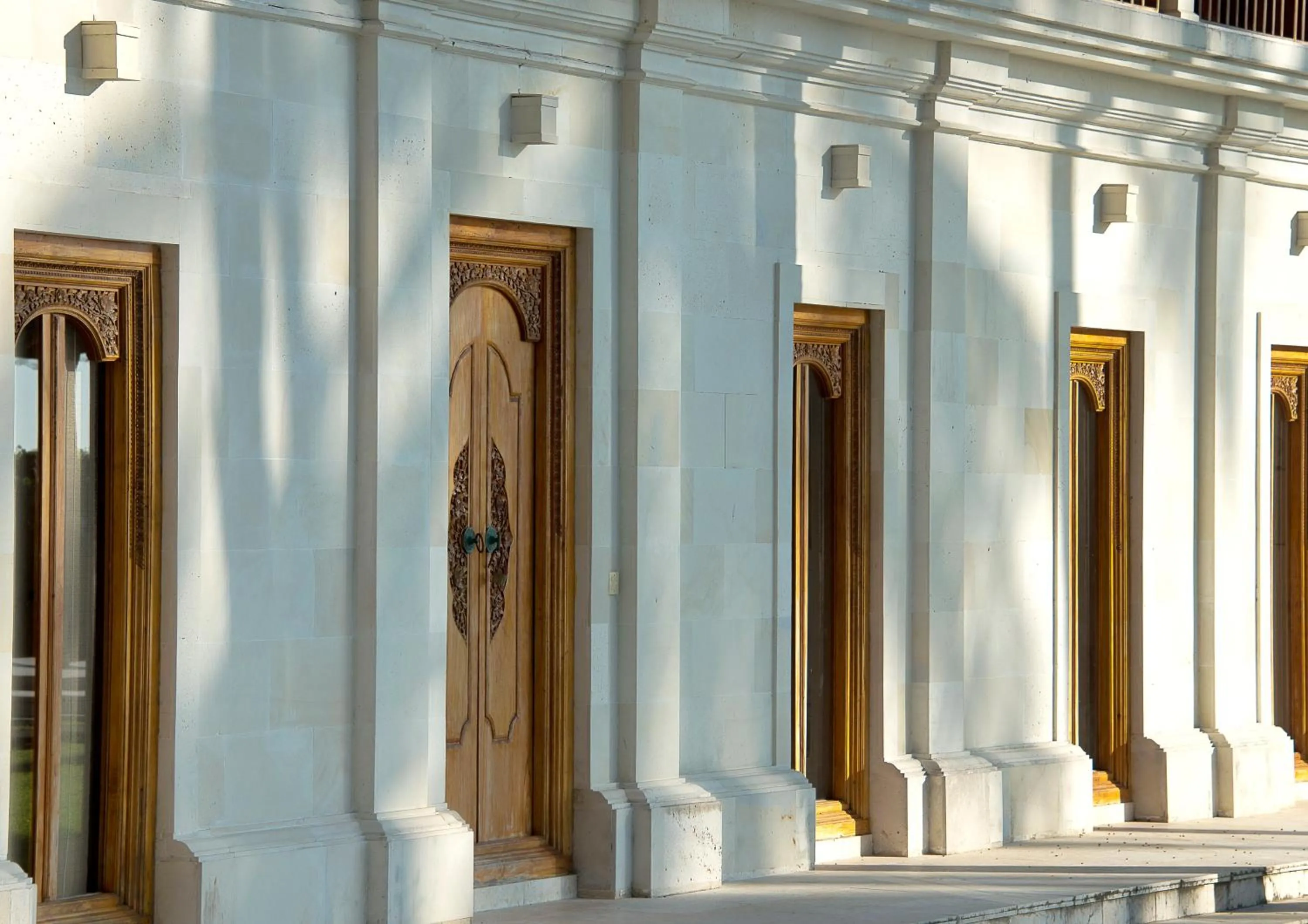 Facade/entrance in Villa Mandala