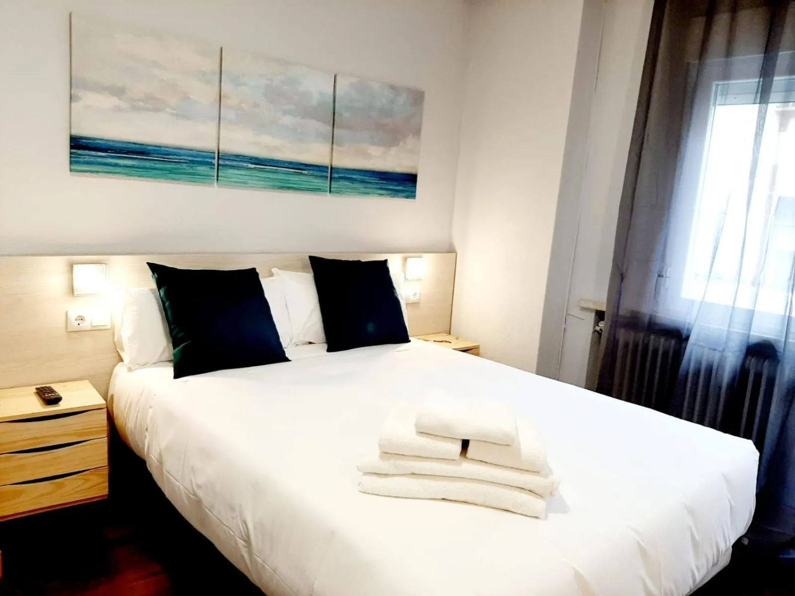 Bed in Hostal Lucia by gaiarooms