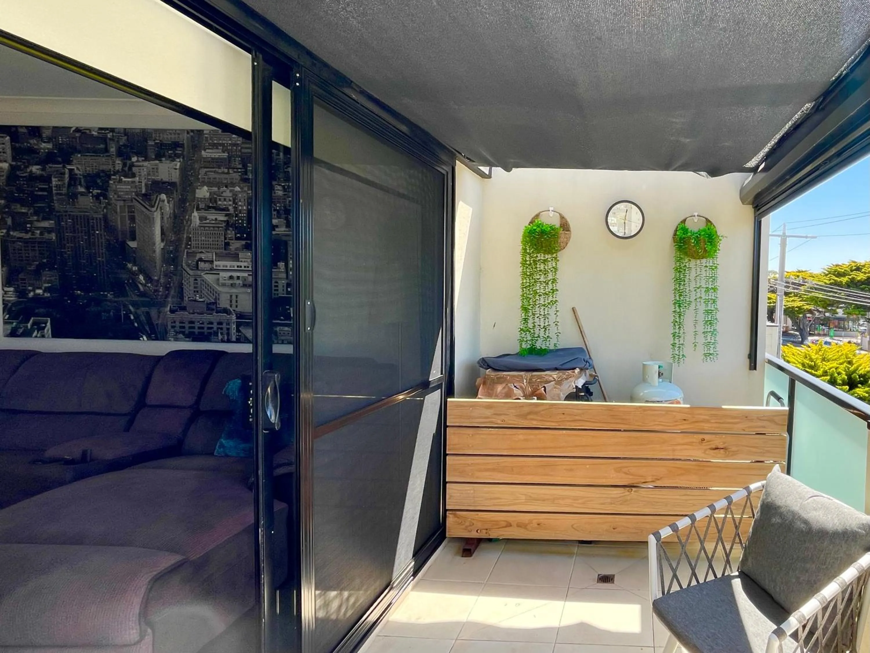 Oceanic on Thompson Apartments