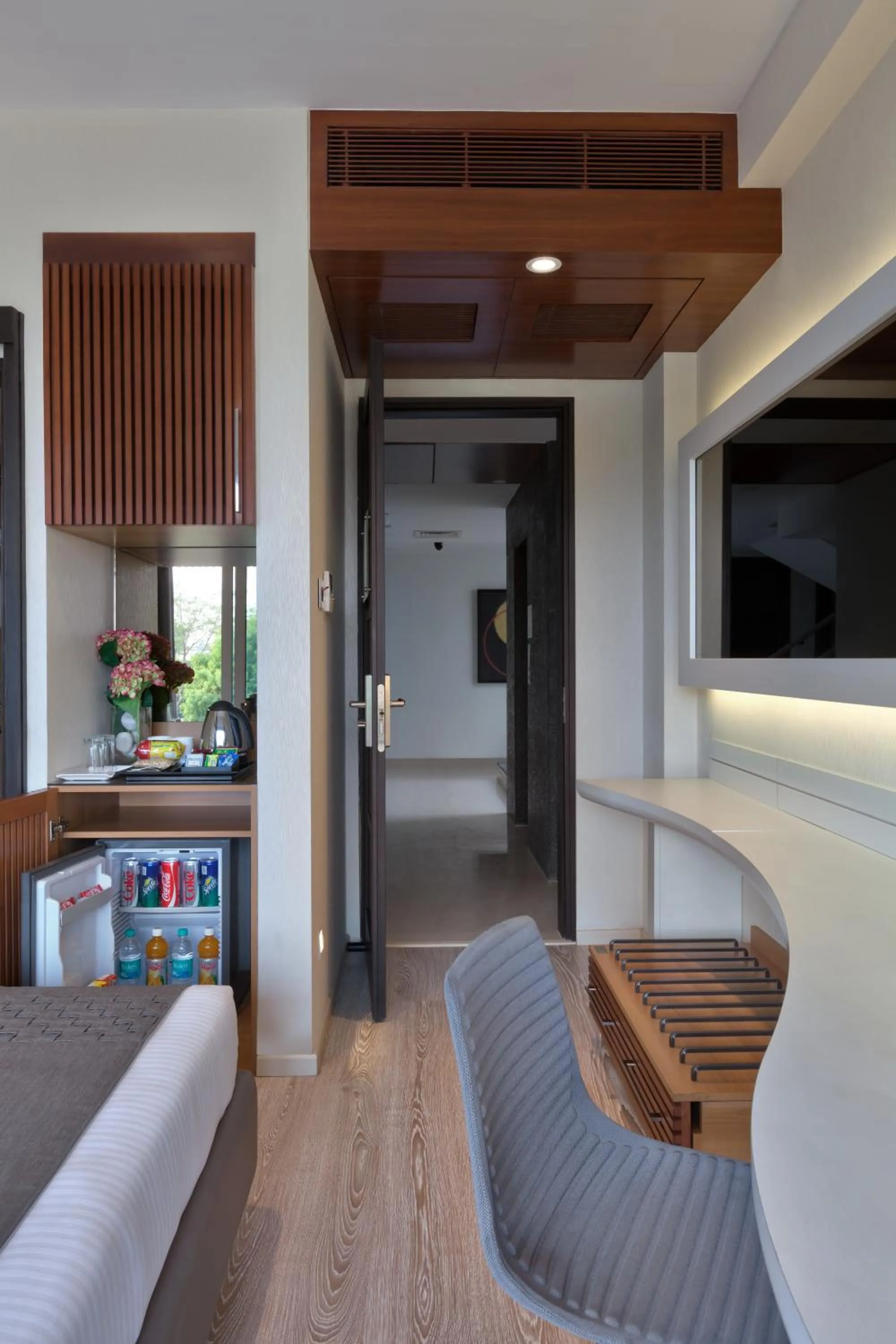 Coffee/tea facilities in The Atara Near Golf Course Road