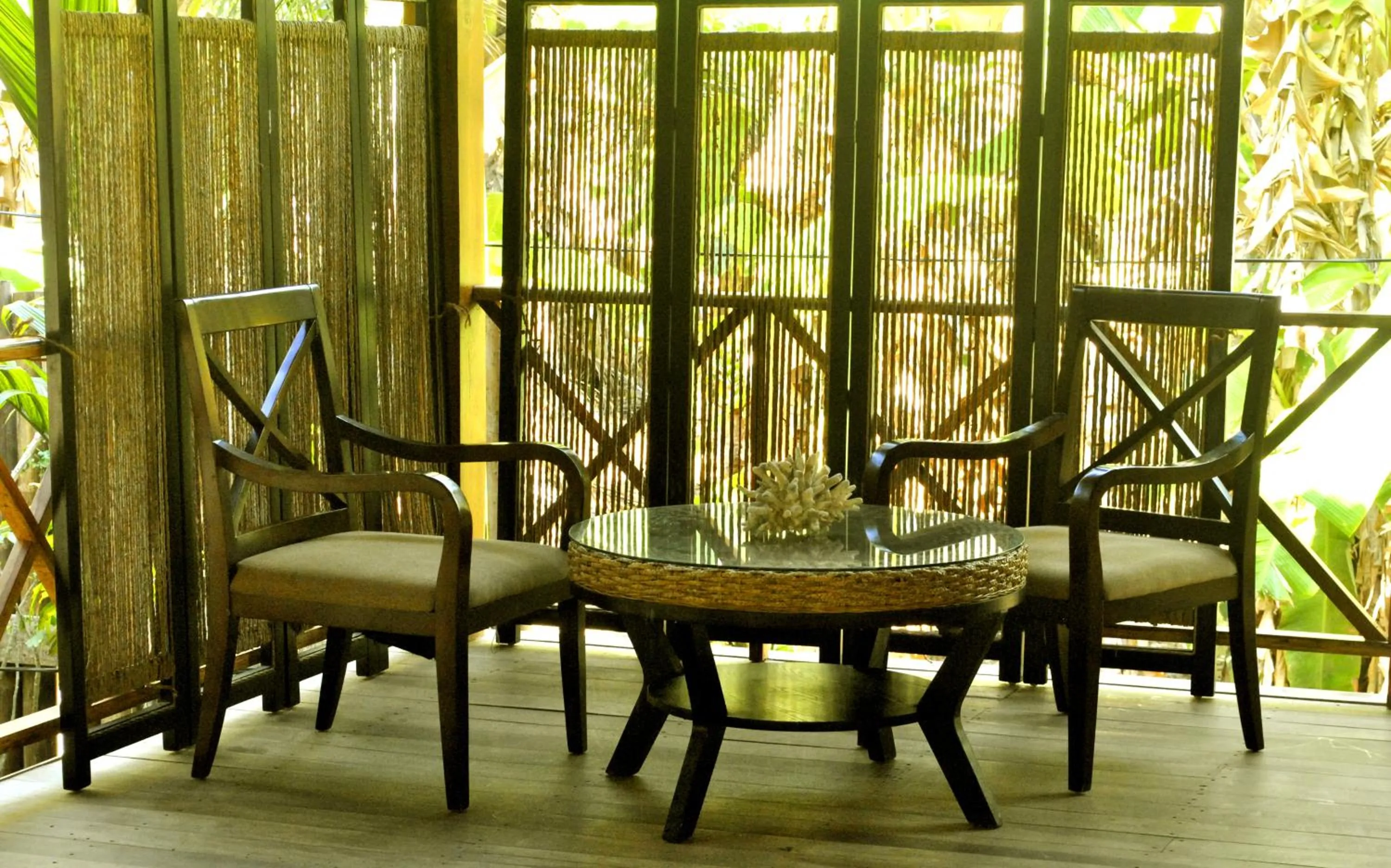 Seating area in Sea Shell Neil