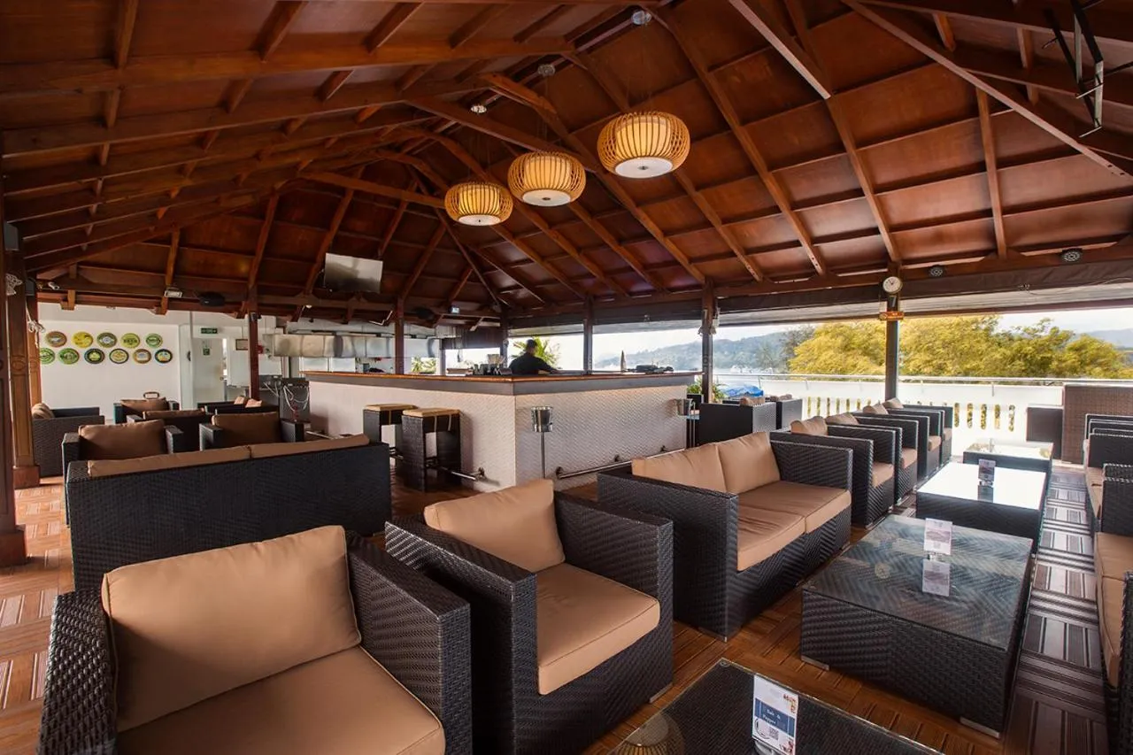 Lounge or bar in Sea Shell Port Blair