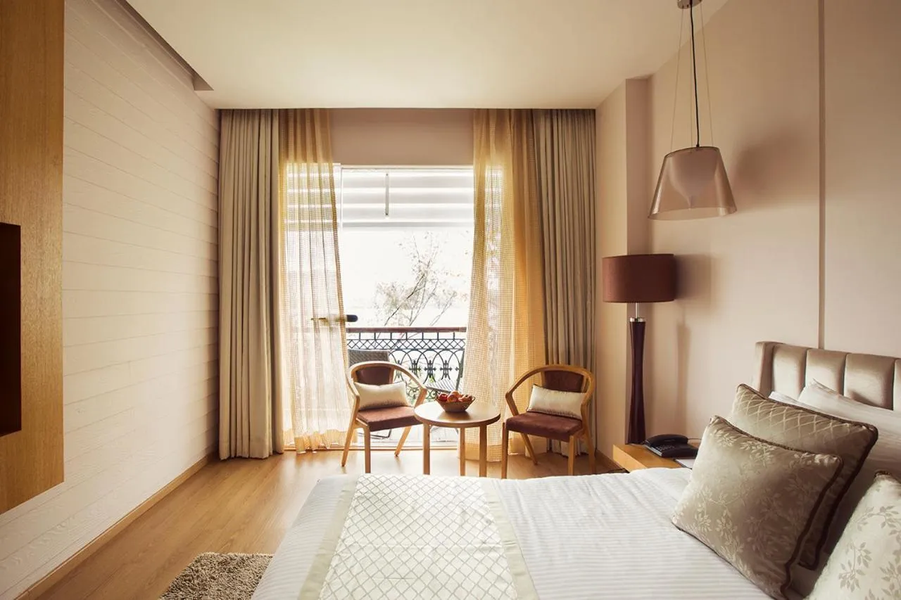 Bedroom, Bed in Sea Shell Port Blair